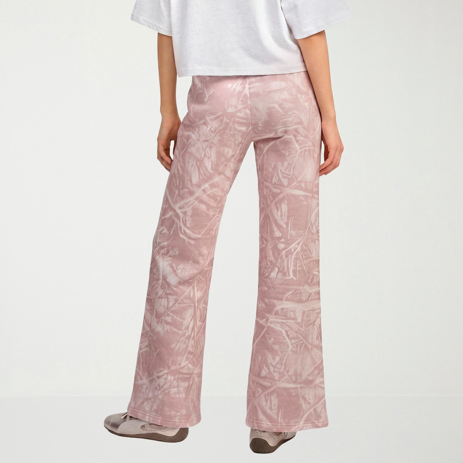 PUMA Womens Wide Leg Regular Fit Fleece Sweatpant