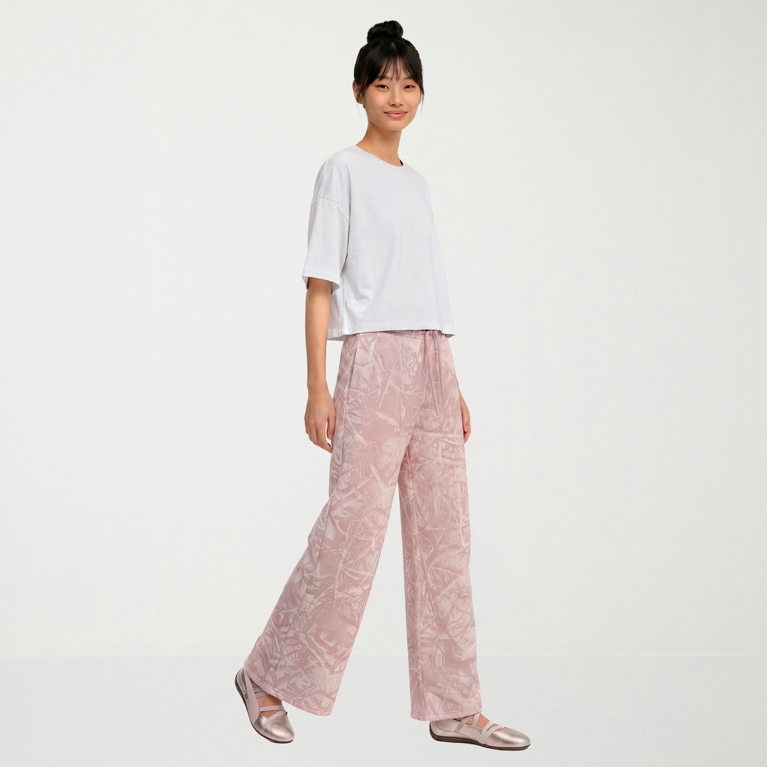 PUMA Womens Wide Leg Regular Fit Fleece Sweatpant
