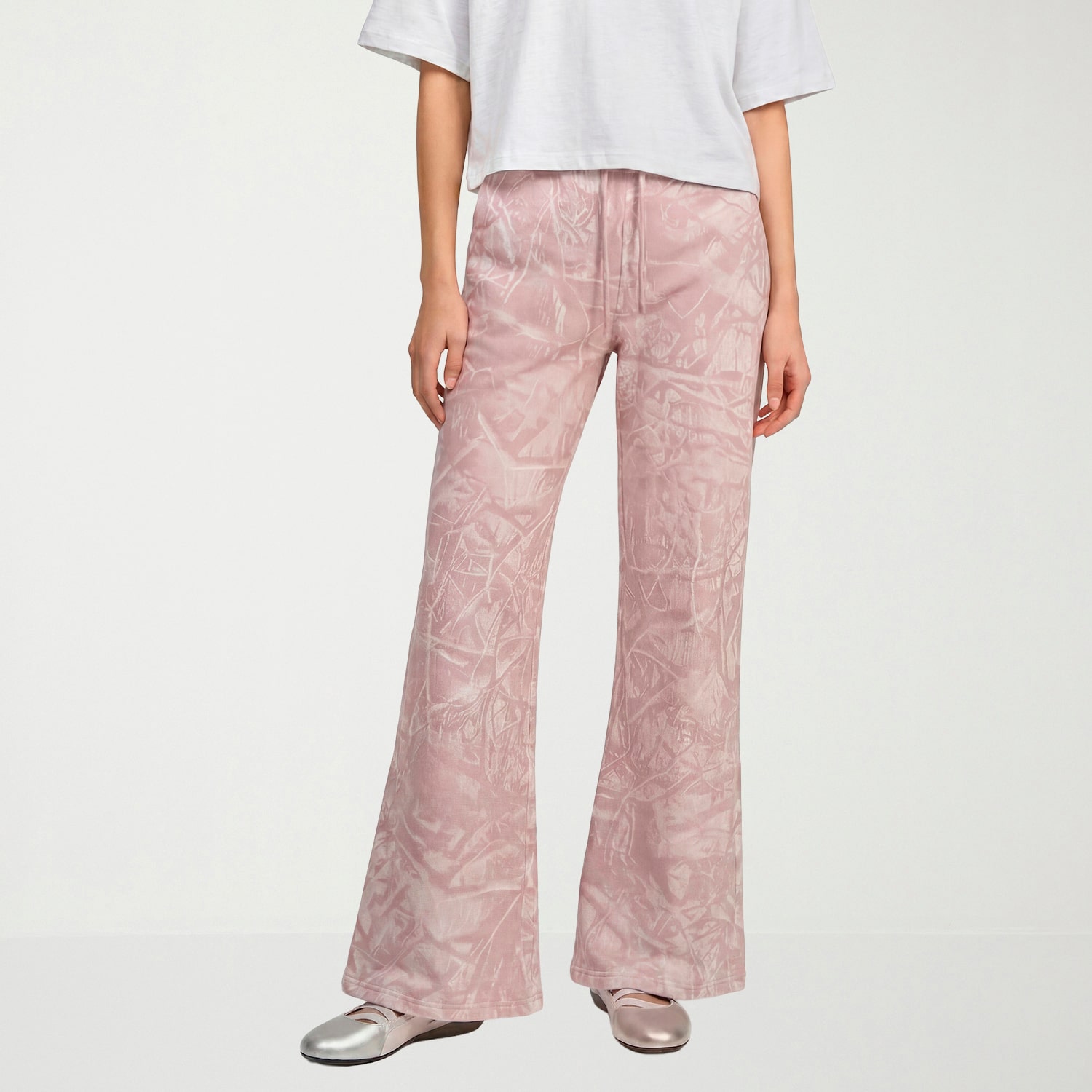PUMA Womens Wide Leg Regular Fit Fleece Sweatpant