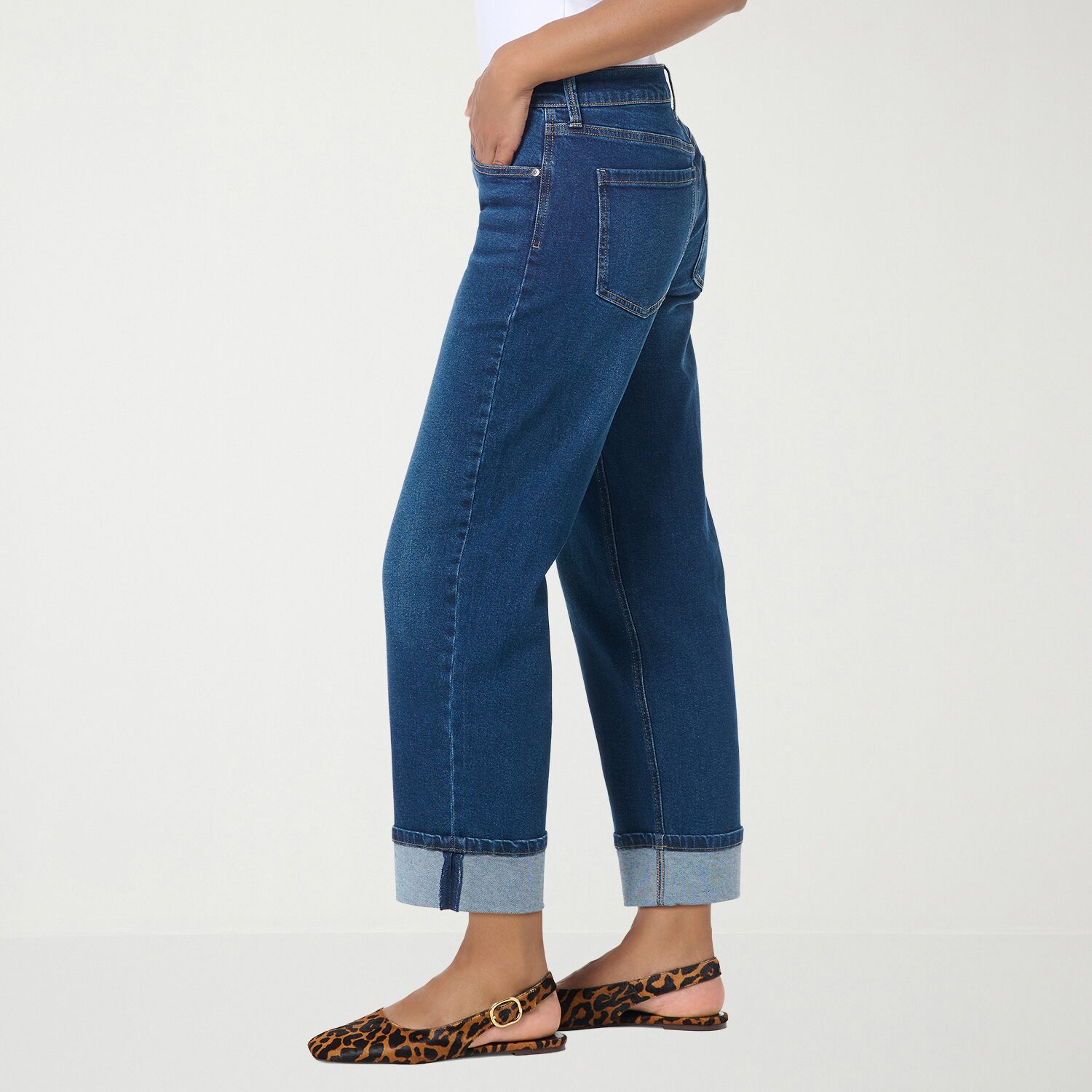 Gloria Vanderbilt Womens Mid Rise Straight Leg Jean