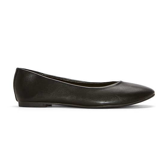 A.N.A Womens Almond Closed Toe Ballet Flats
