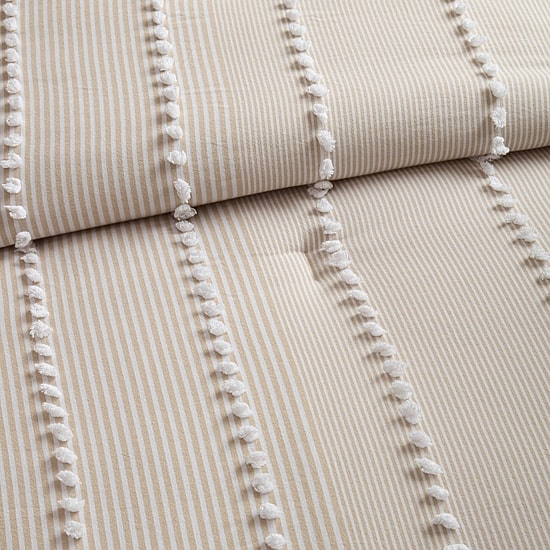 Harbor House Anslee 3-pc. Midweight Embroidered Comforter Set