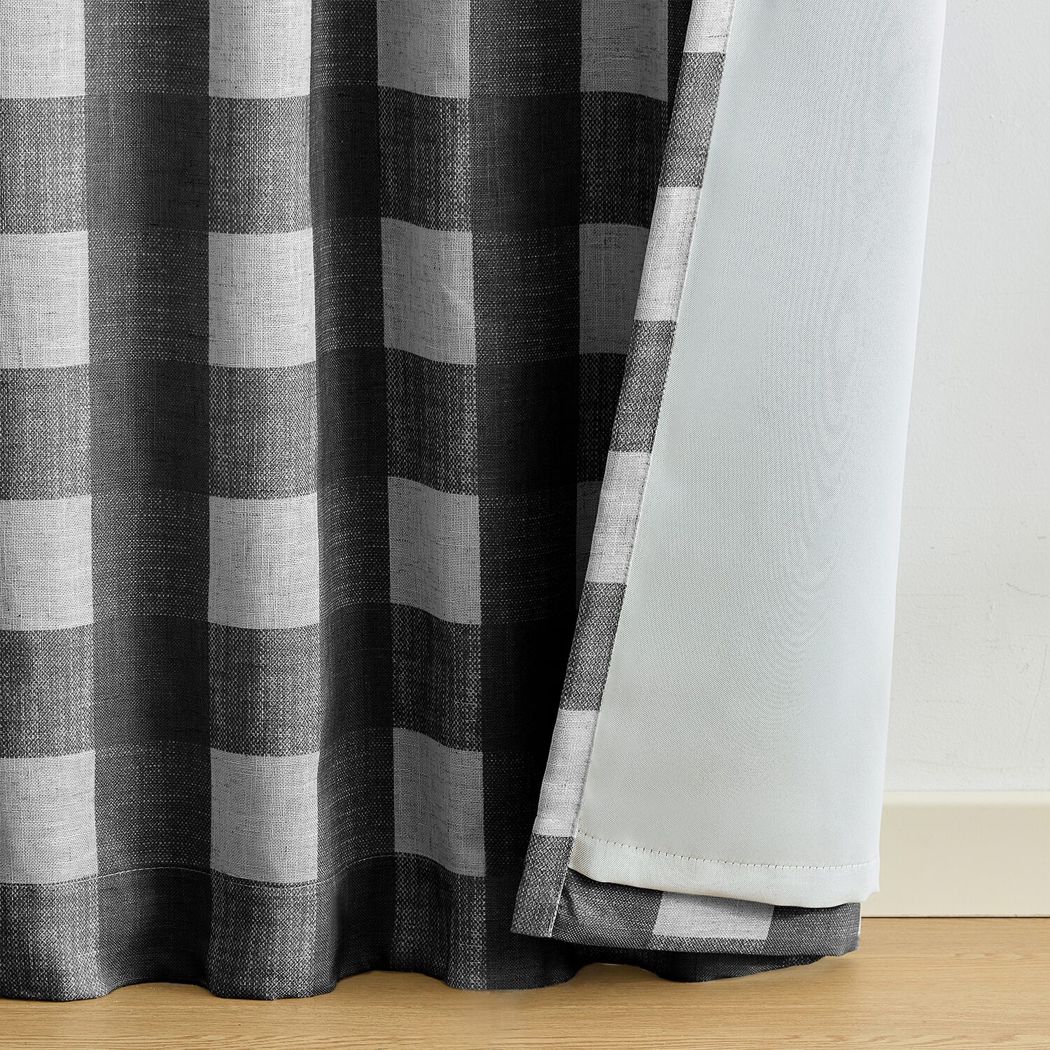 Threadmade Grainger Rod Pocket Back Tab Energy Saving Blackout Single Curtain Panel