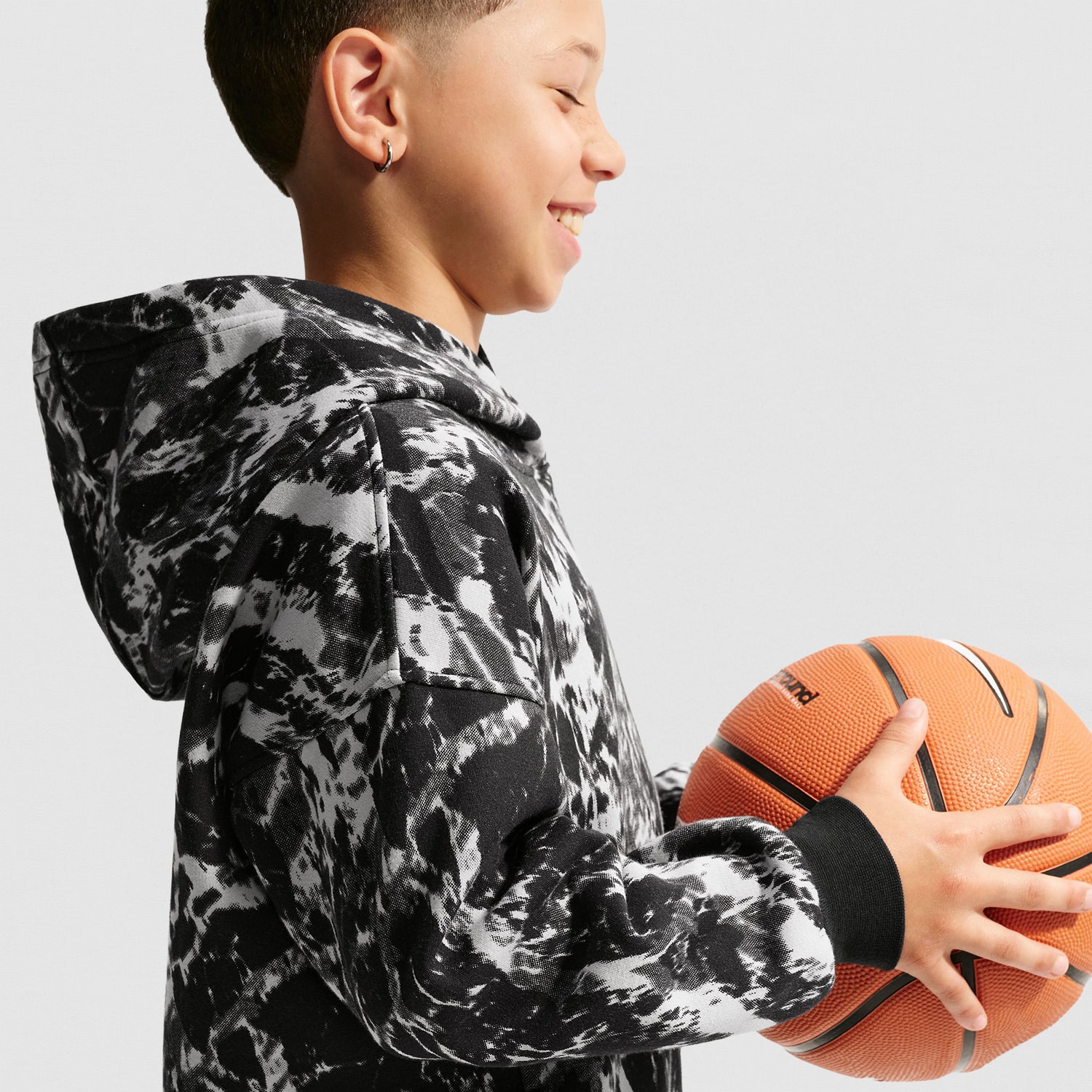 Nike Club Big Kid Unisex Long Sleeve Fleece Active Hoodie