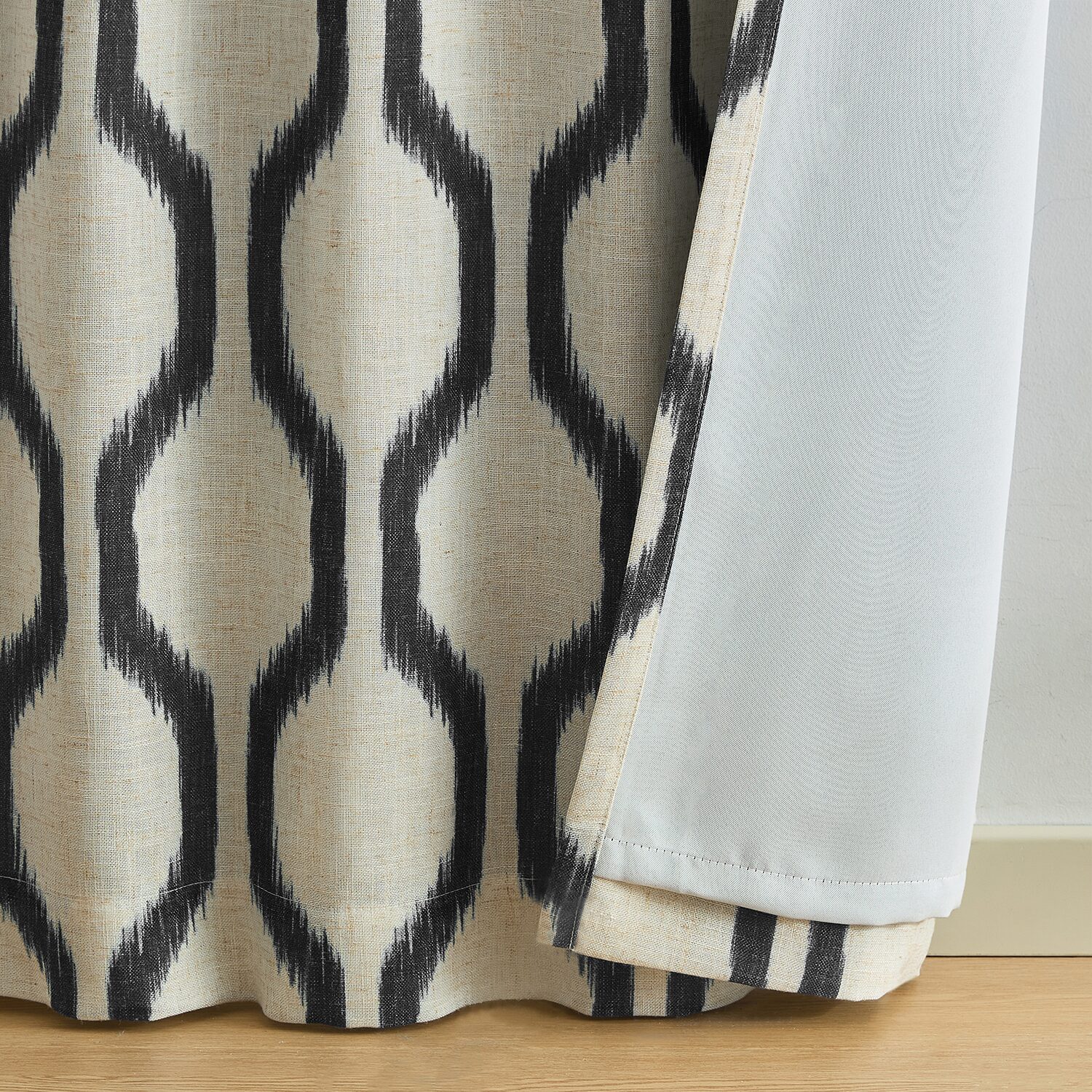 Threadmade Renzo Rod Pocket Back Tab Blackout Single Curtain Panel