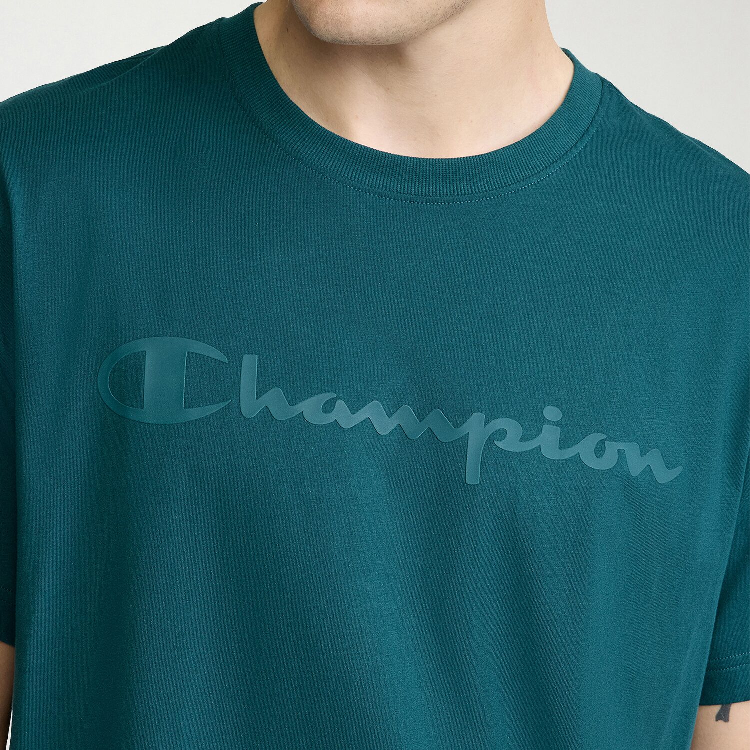 Champion Mens Round Neck Short Sleeve Classic Fit Graphic T-Shirt