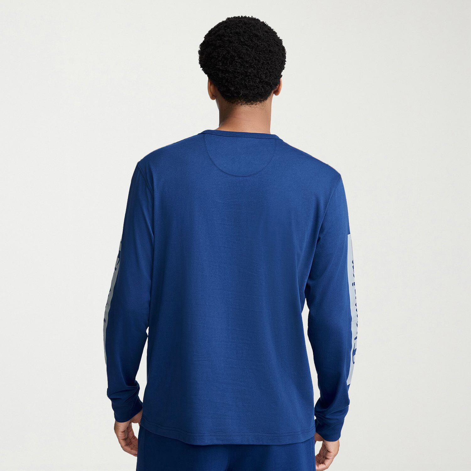 Champion Mens Round Neck Long Sleeve Classic Fit Graphic T-Shirt