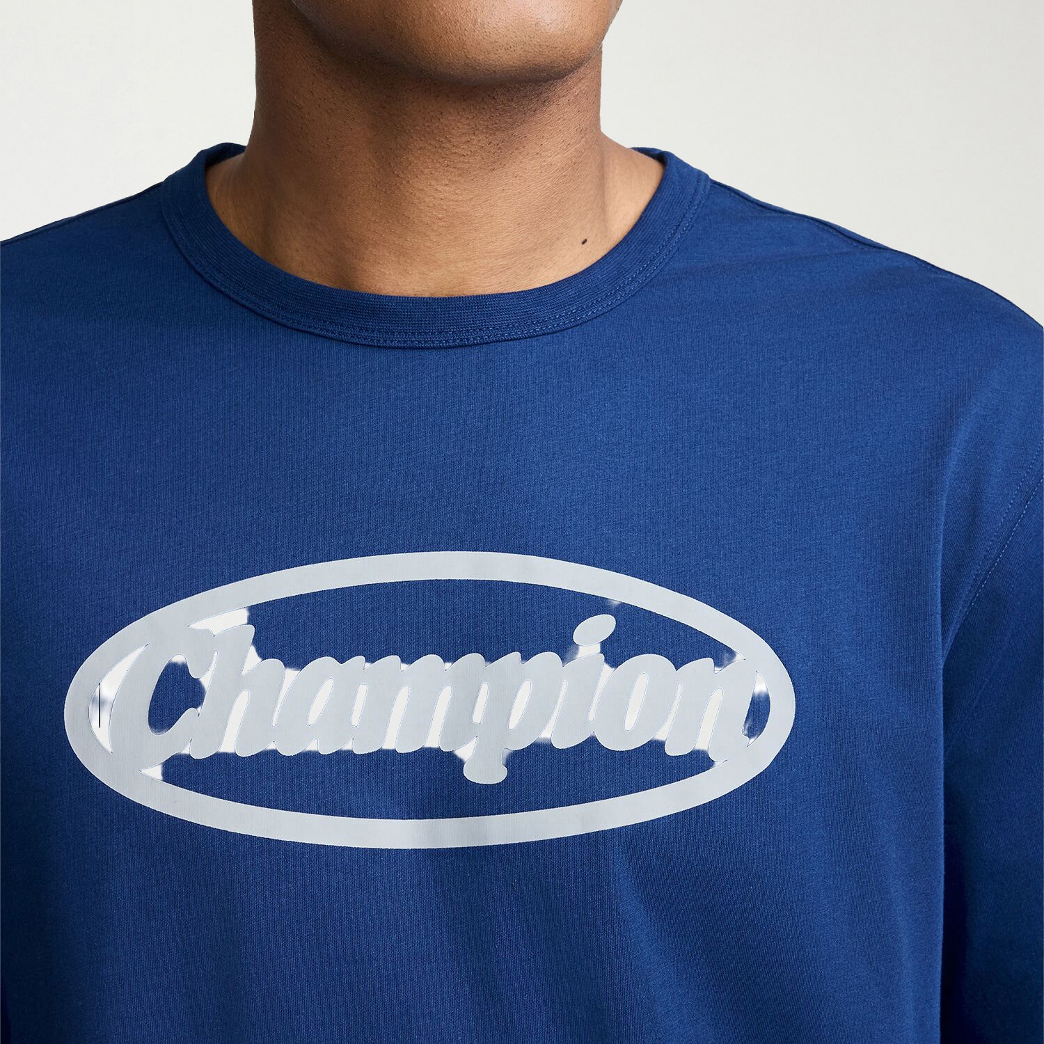 Champion Mens Round Neck Long Sleeve Classic Fit Graphic T-Shirt