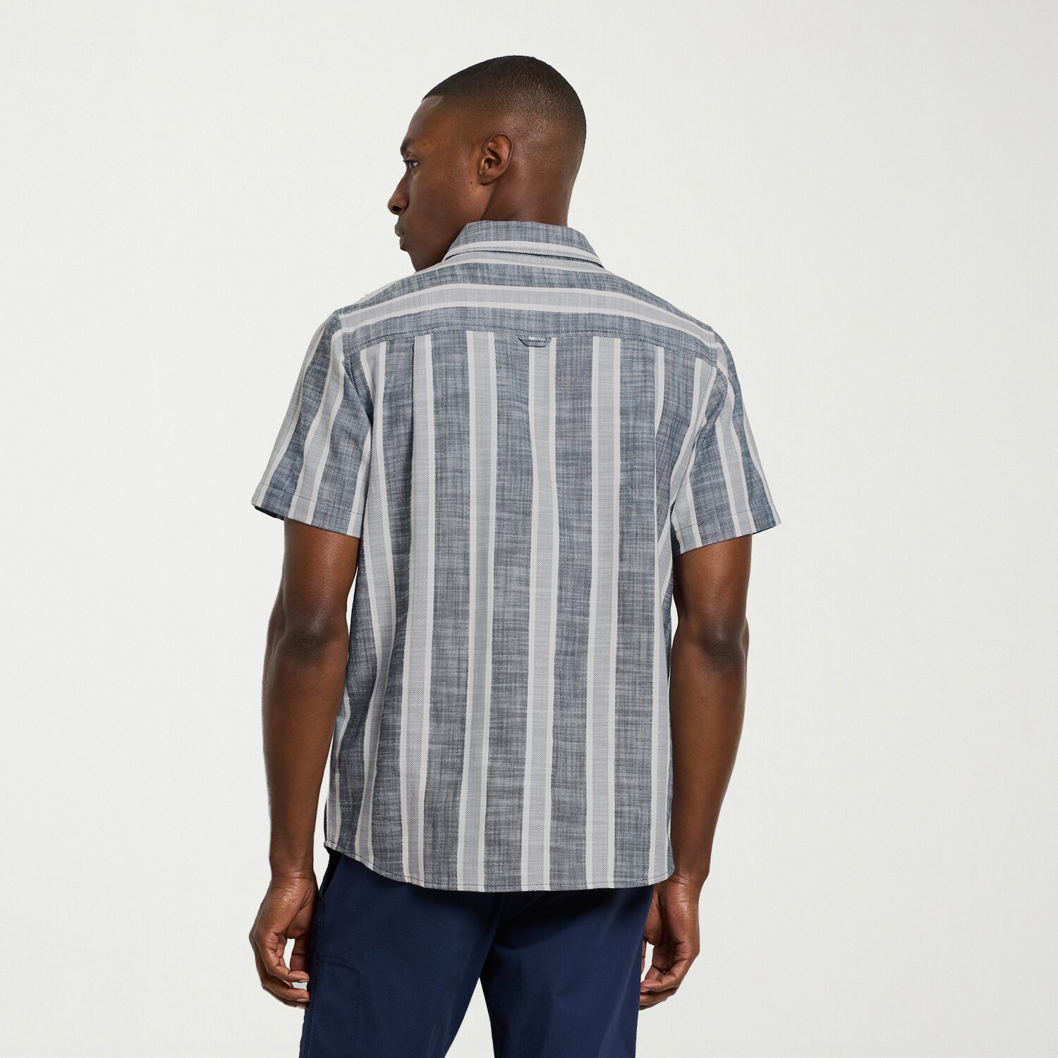 Hurley Mens Short Sleeve Regular Fit Button-Down Shirt