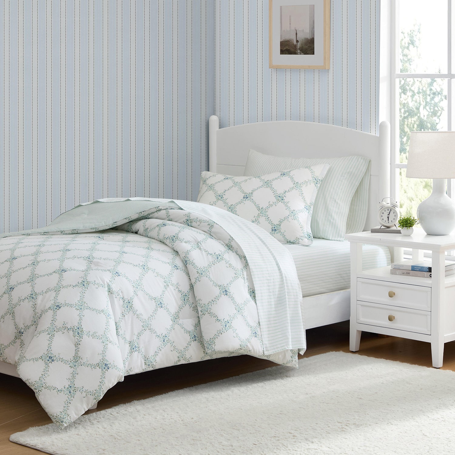 Martha Stewart Romantic Trellis Comforter Set