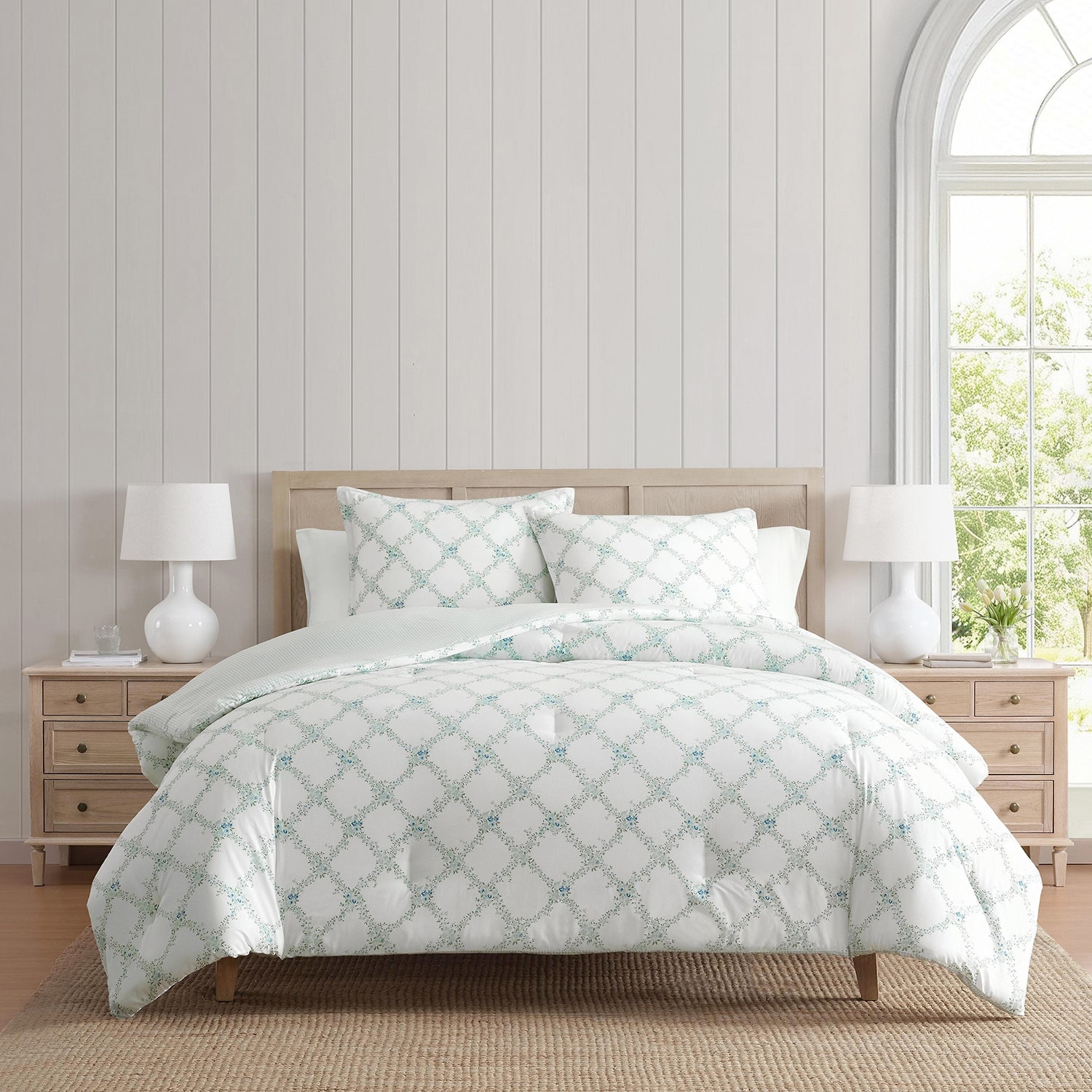 Martha Stewart Romantic Trellis Comforter Set