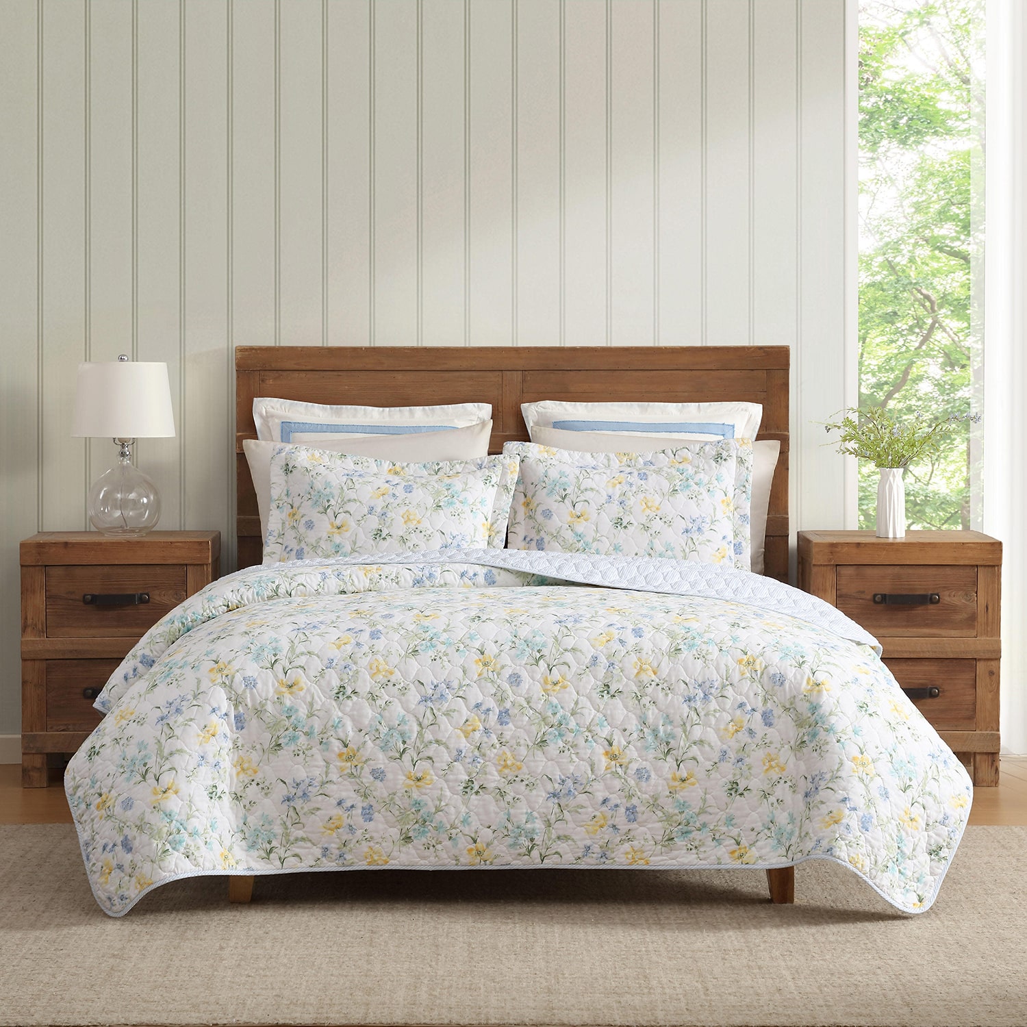 Laura Ashley Poppy Meadow Quilt Set