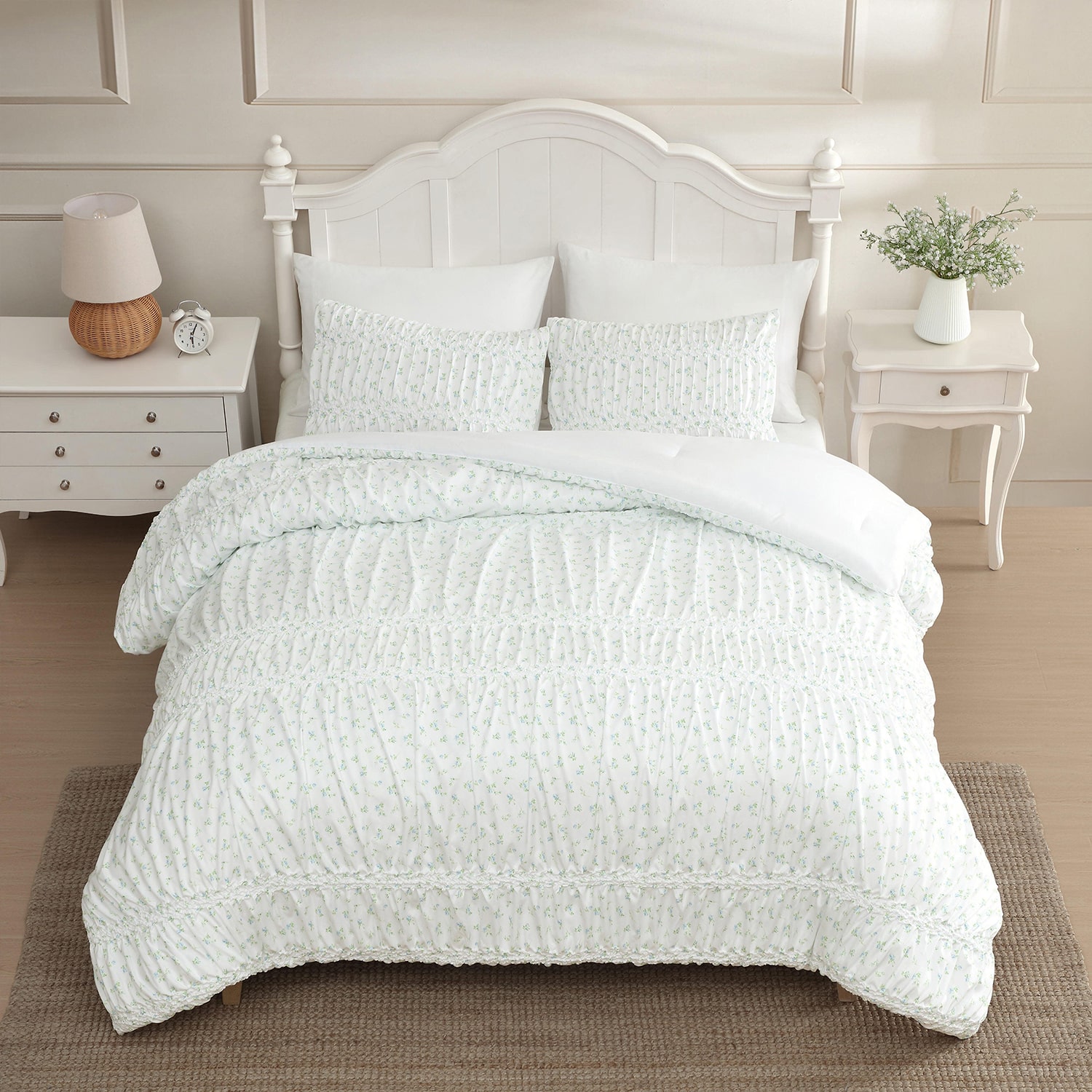 Laura Ashley Rosebuddies Comforter Set