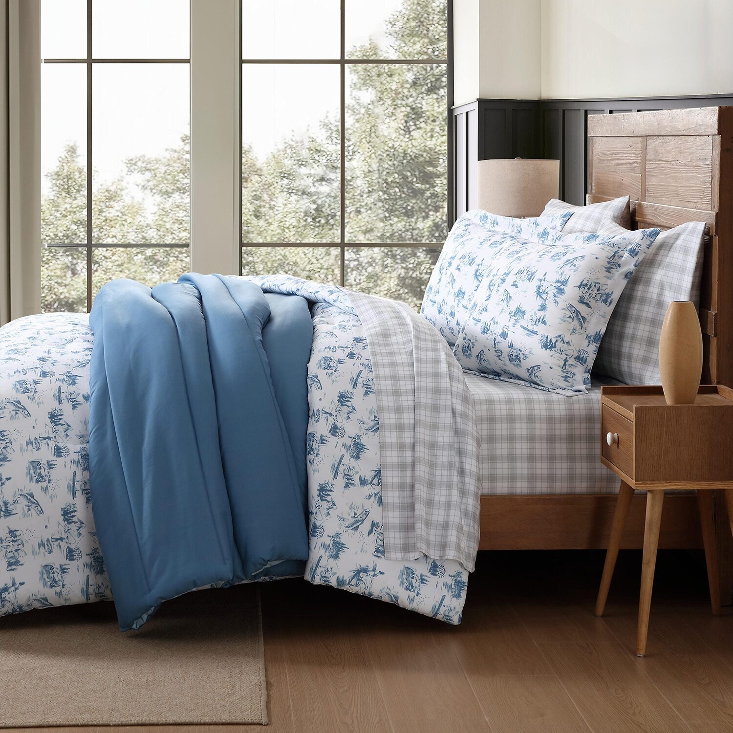 Eddie Bauer Fish Town Toile Comforter Set