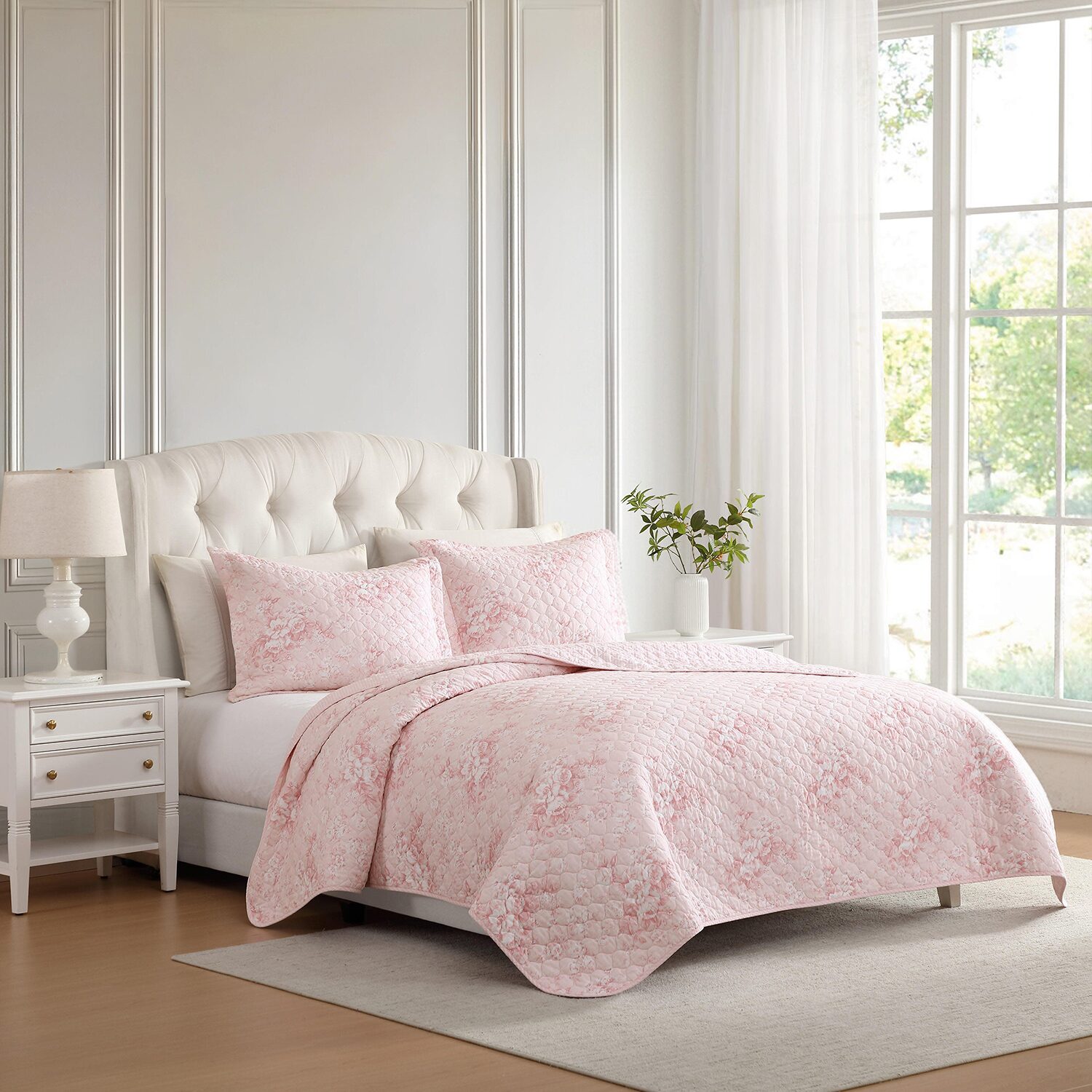 Laura Ashley Toile Delightful Quilt Set