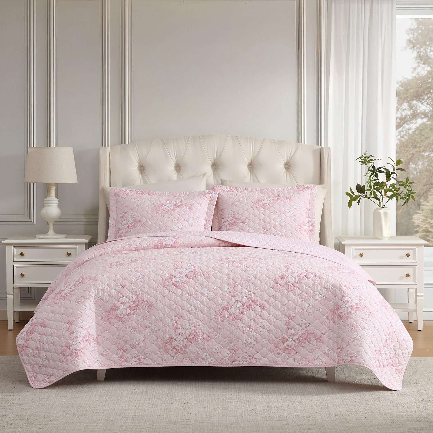 Laura Ashley Toile Delightful Quilt Set