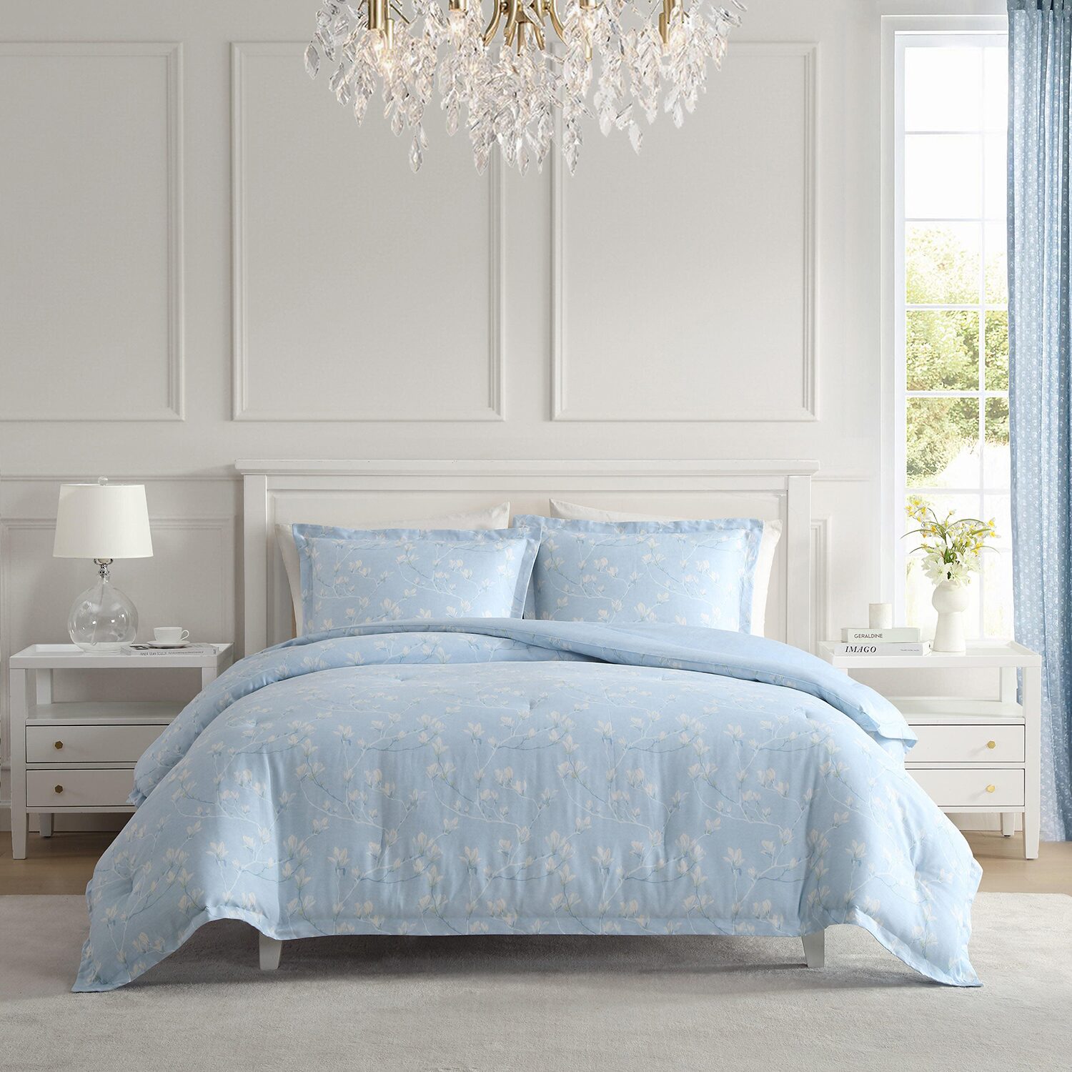 Laura Ashley Magnolia Grove Comforter Set
