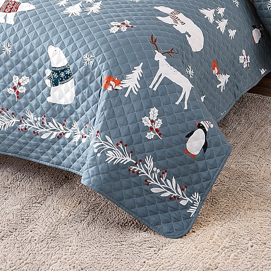 Avanti Arctic Friends Reversible Quilt Set