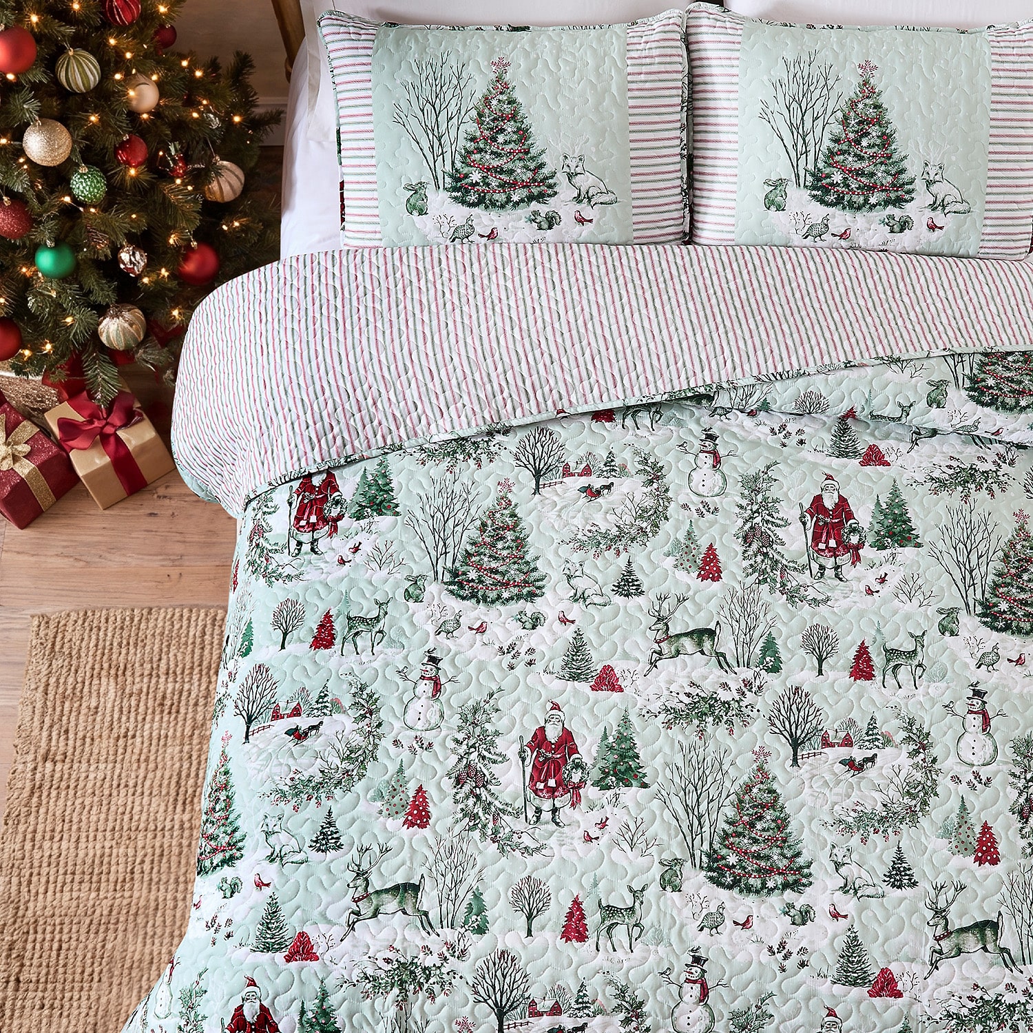 Avanti Yuletide Reversible Quilt Set