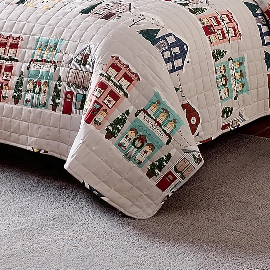 Avanti Winter Village Reversible Quilt Set