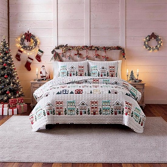 Avanti Winter Village Reversible Quilt Set