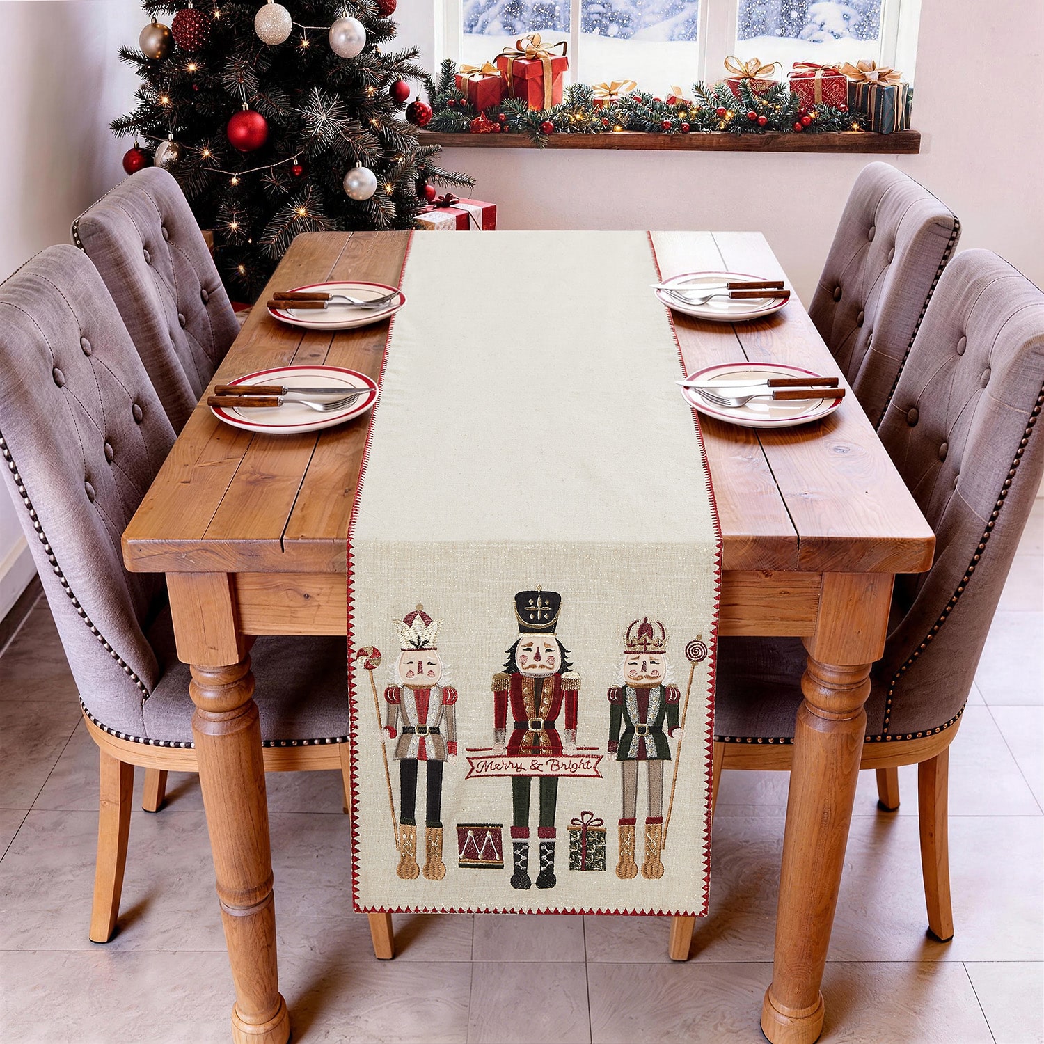 Avanti Nutcracker Trio Table Runner