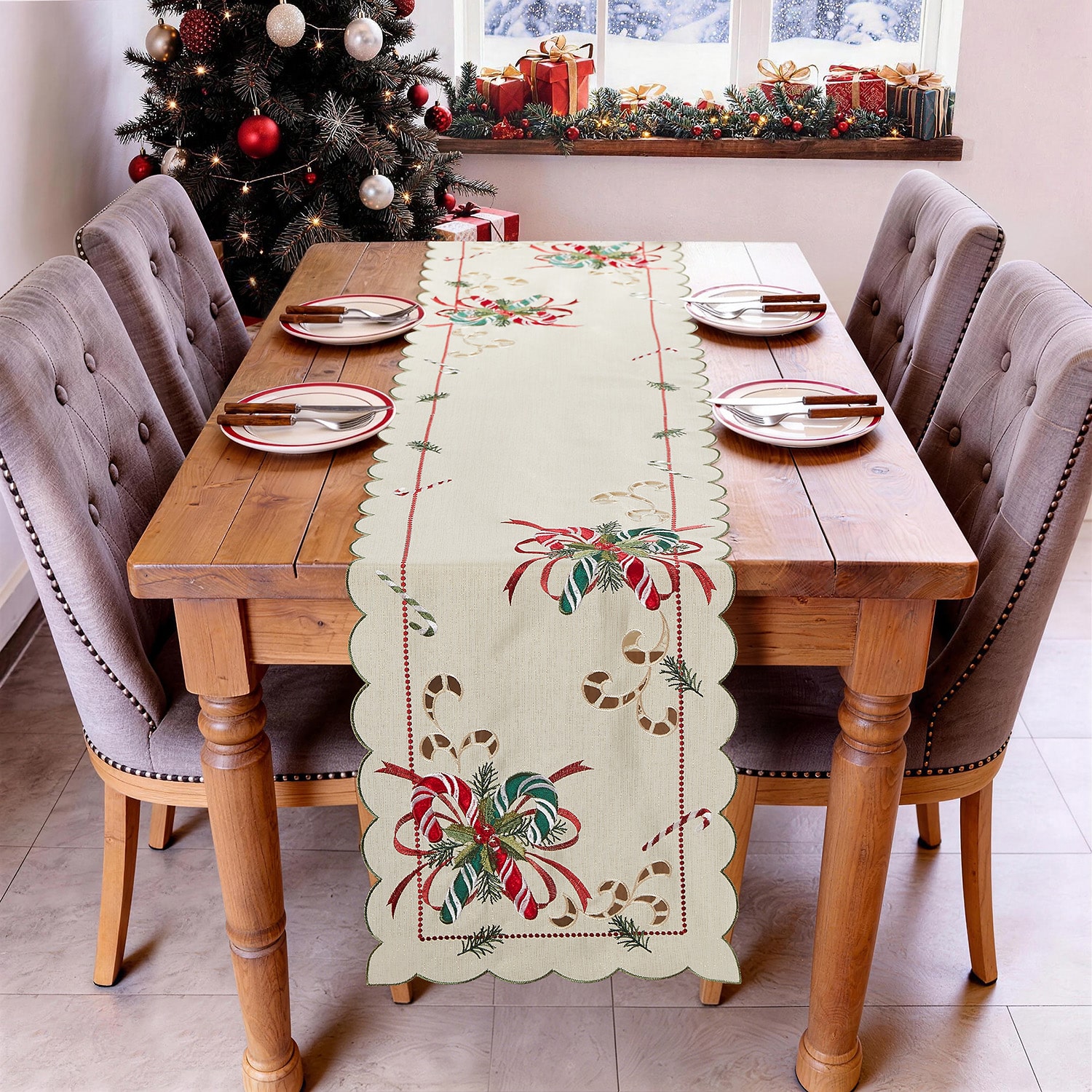Avanti Candy & Bows Table Runner