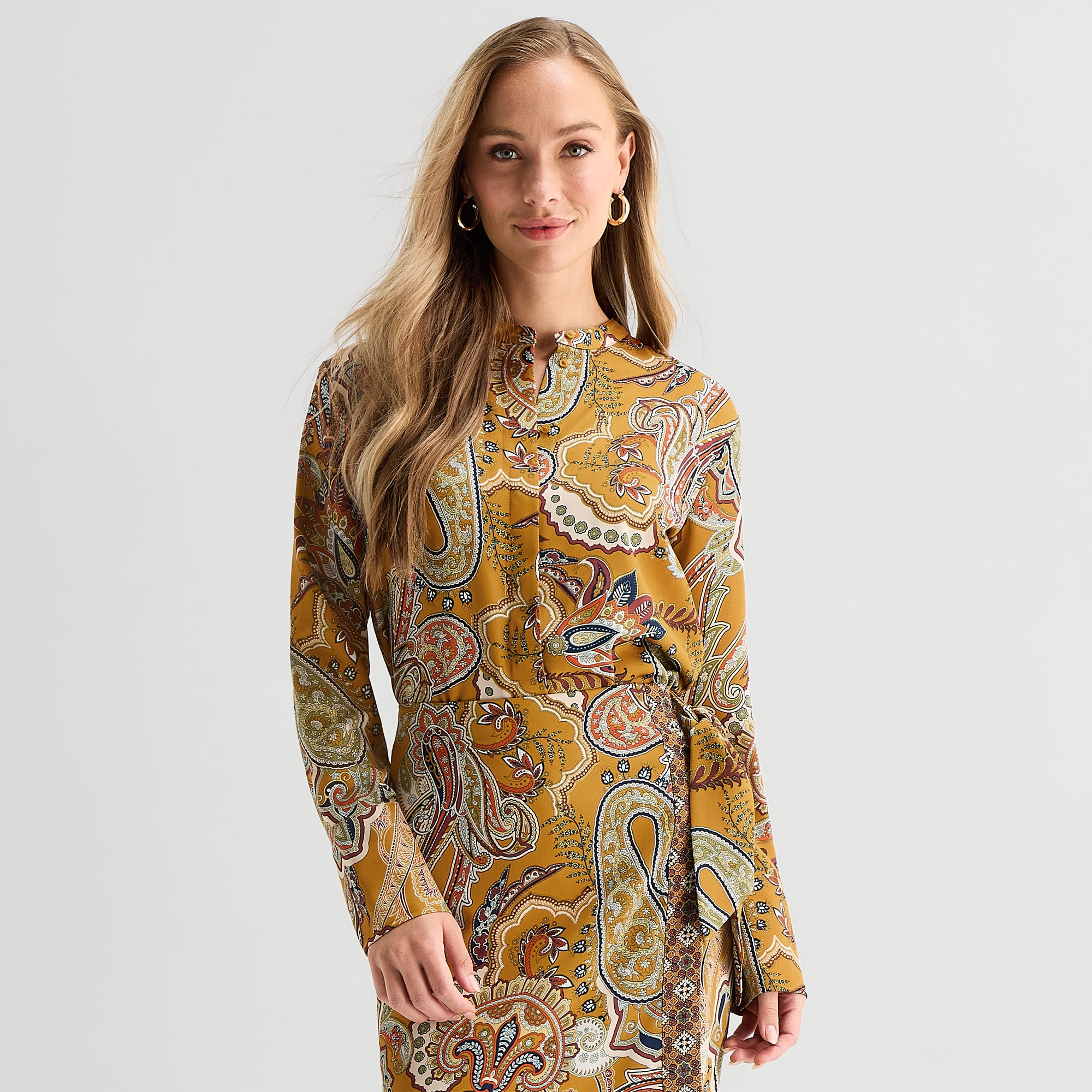 Liz Claiborne Womens Round Neck Cuffed Long Sleeve Regular Fit Button-Down Shirt