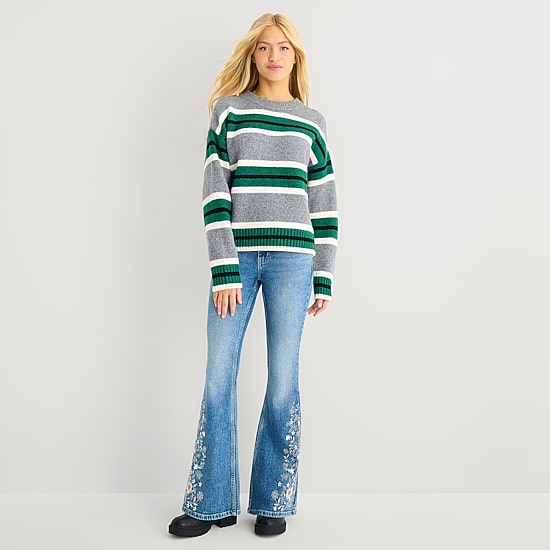 Arizona Juniors Womens Crew Neck Long Sleeve Striped Pullover Sweater