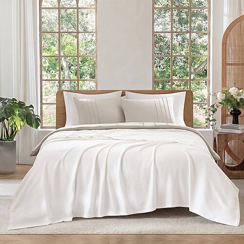 Madison Park Egyptian Cotton Micro Herringbone Blanket, One Size, White