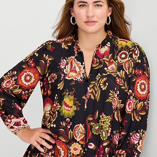 Maia Womens Plus V Neck Long Sleeve Floral Shift Dress