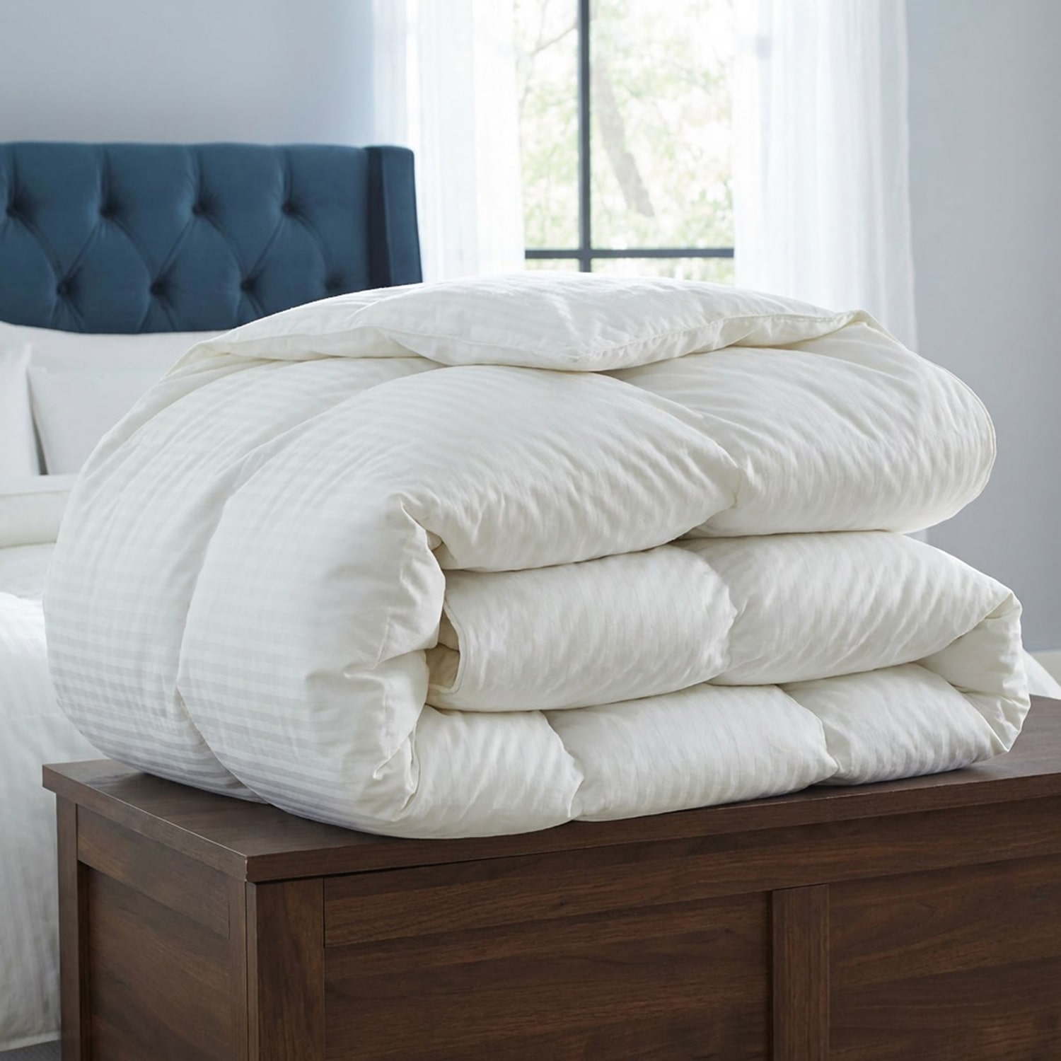 Pointehaven Down Alternative Cotton Sateen Stripe Hypoallergenic Luxury Sized Stripes Heavyweight Comforter