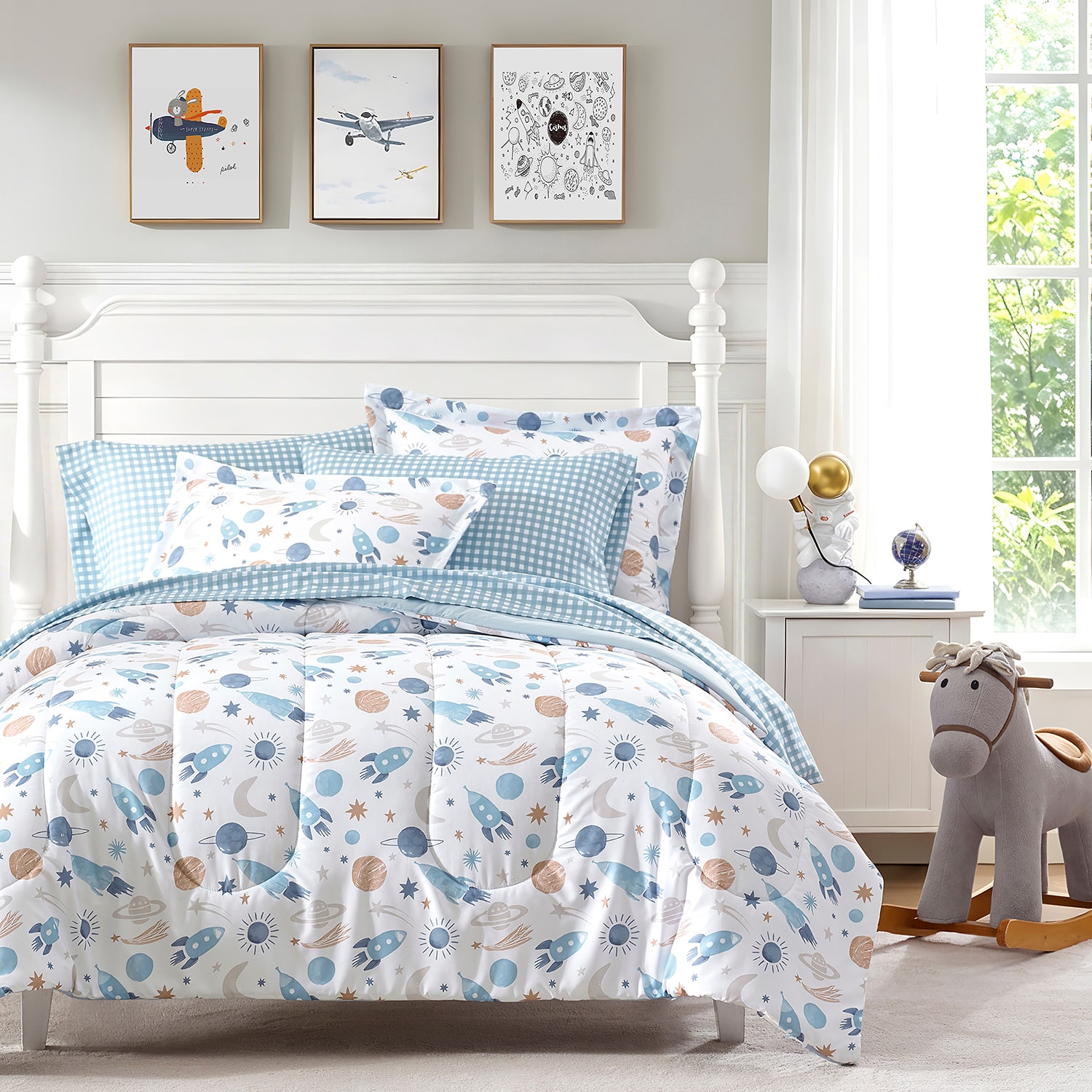 Dream Factory Milky Way Comforter Set