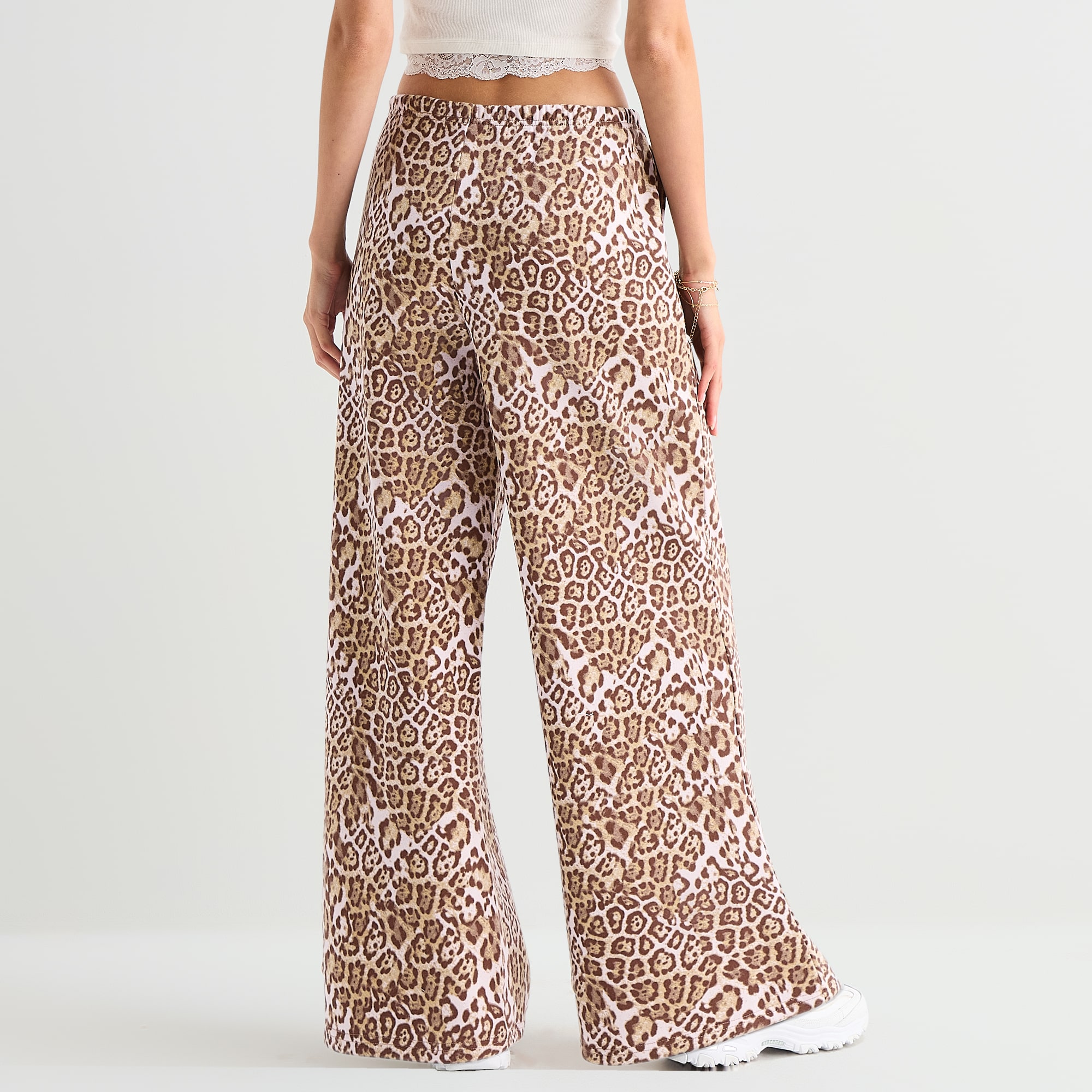 Forever 21 Womens Juniors Wide Leg Mid Rise Fleece Sweatpant