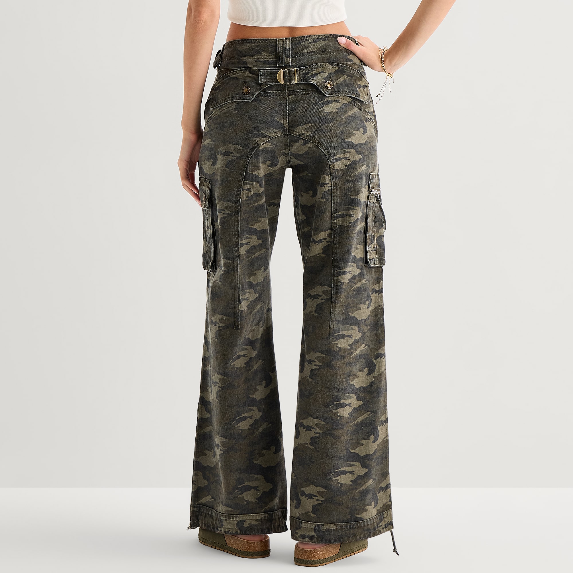 Forever 21 Womens Juniors Straight Mid Rise Cargo Pant