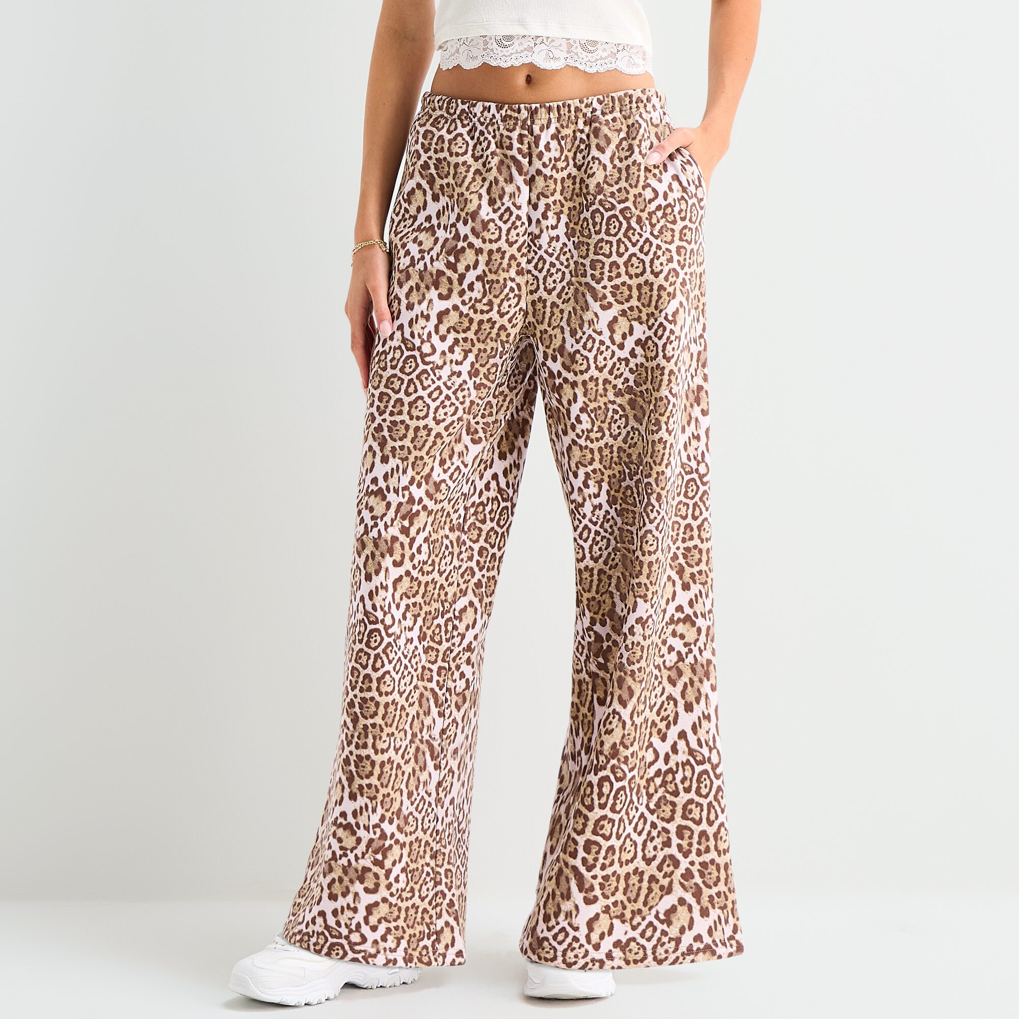 Forever 21 Womens Juniors Wide Leg Mid Rise Fleece Sweatpant