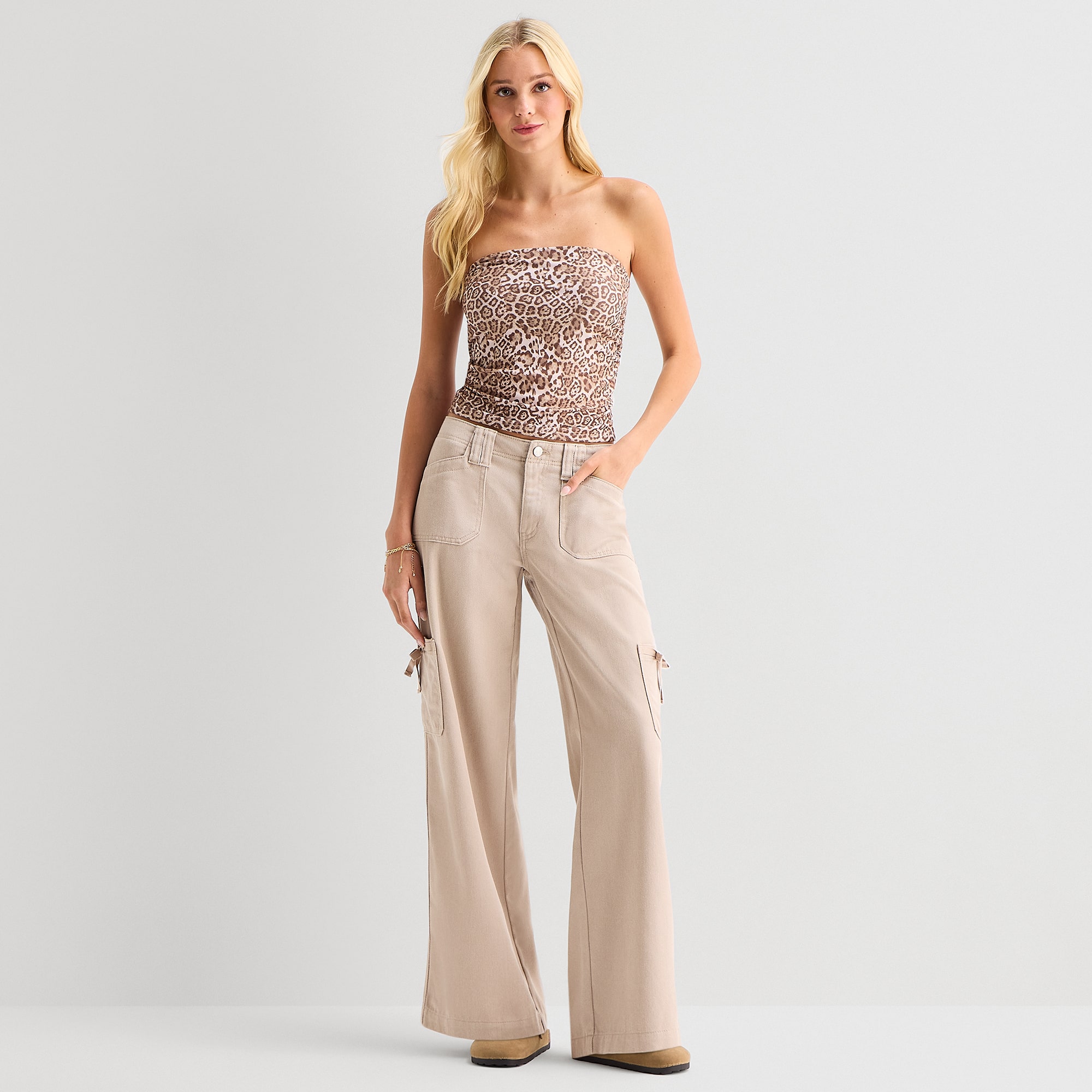Forever 21 Womens Juniors Straight Mid Rise Cargo Pant