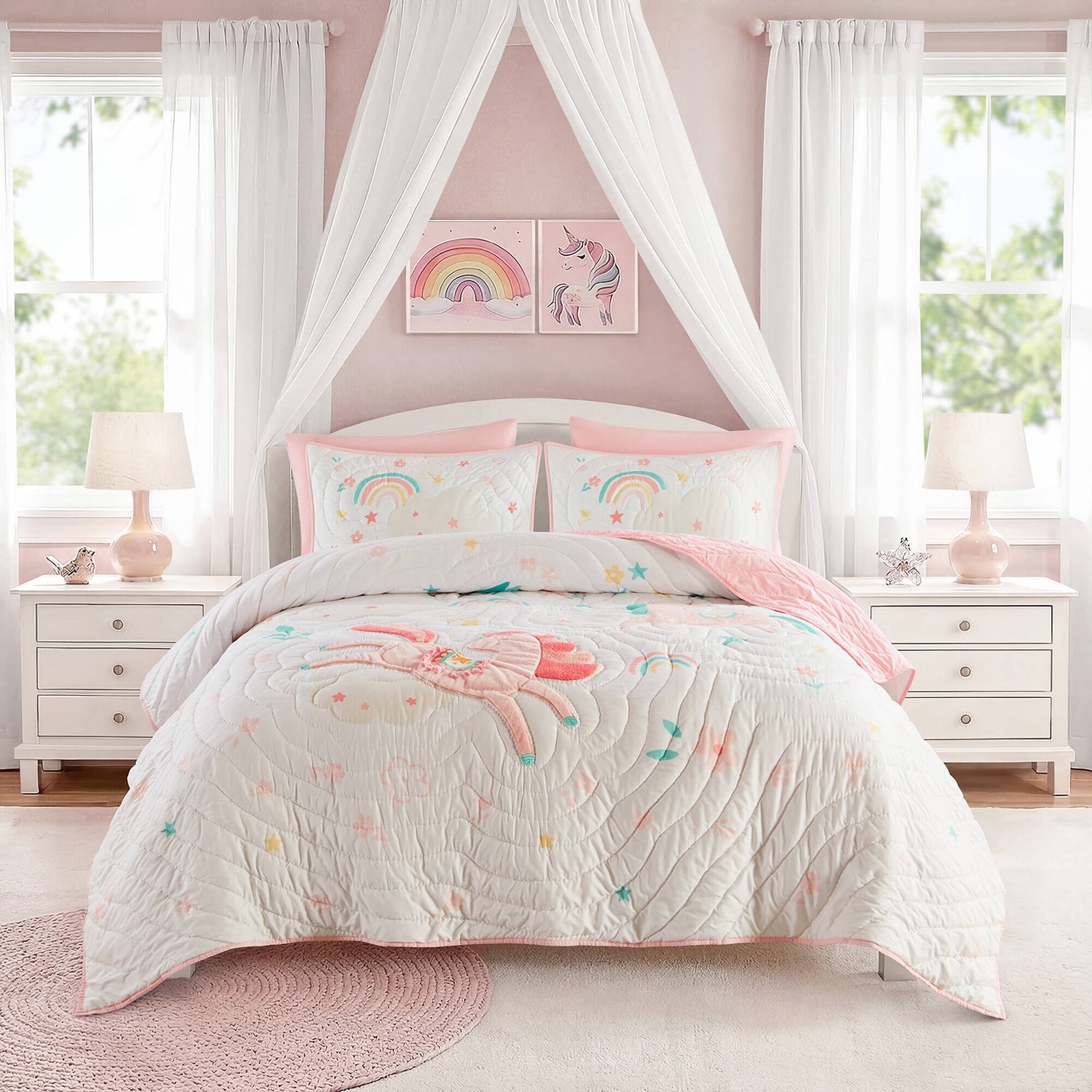 Intelligent Design Kayla Unicorn Applique Hand Quilting Quilt Set