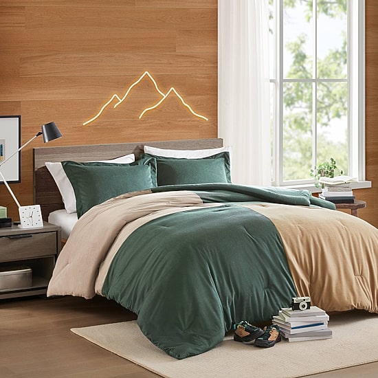 Intelligent Design Walter Color Block Textured Comforter Set Easy Care Comforter Set