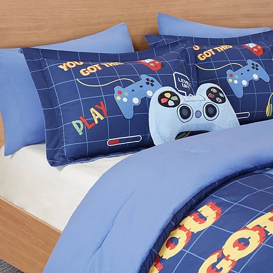 Intelligent Design Felix Gaming Embroidered Comforter Set with Throw Pillow