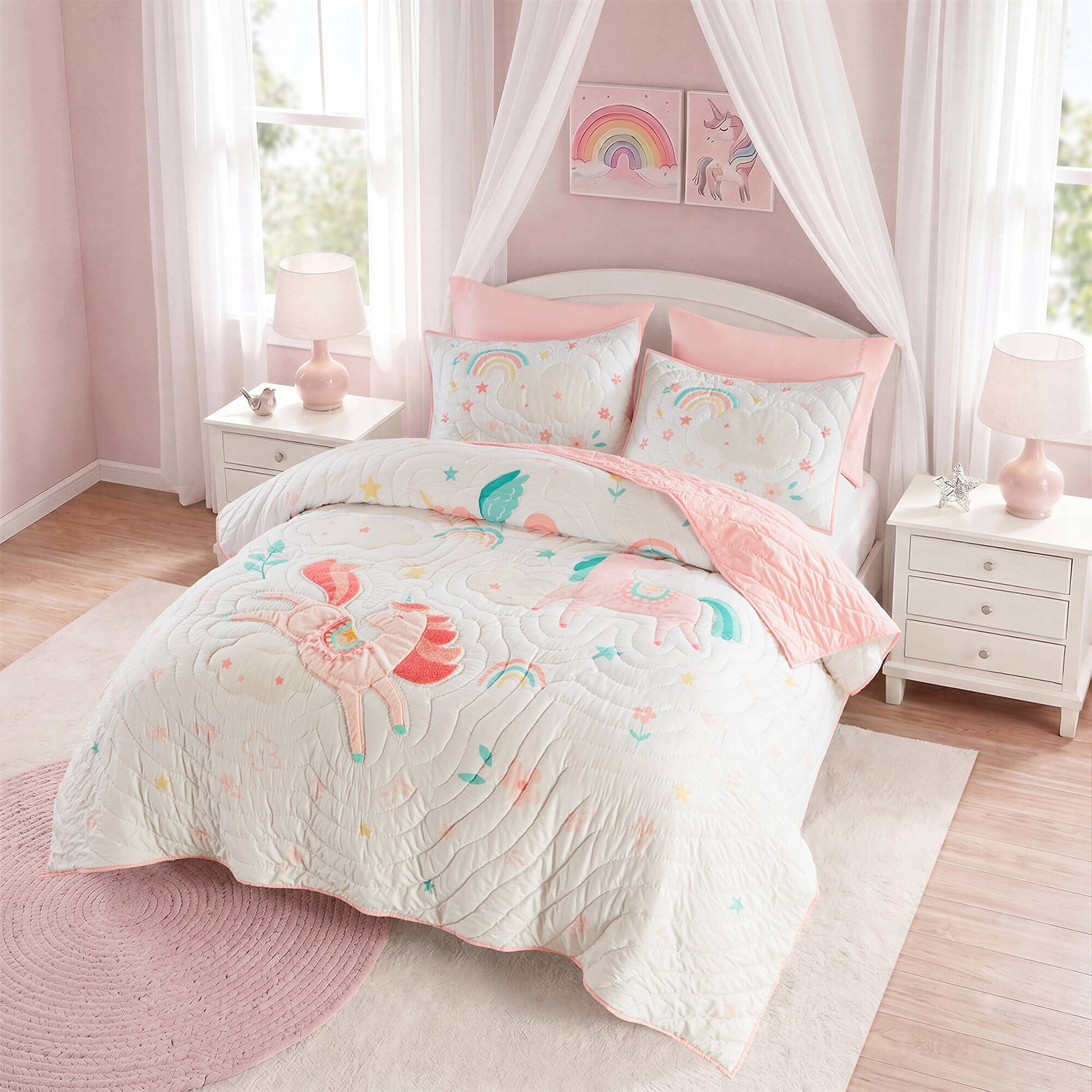 Intelligent Design Kayla Unicorn Applique Hand Quilting Quilt Set
