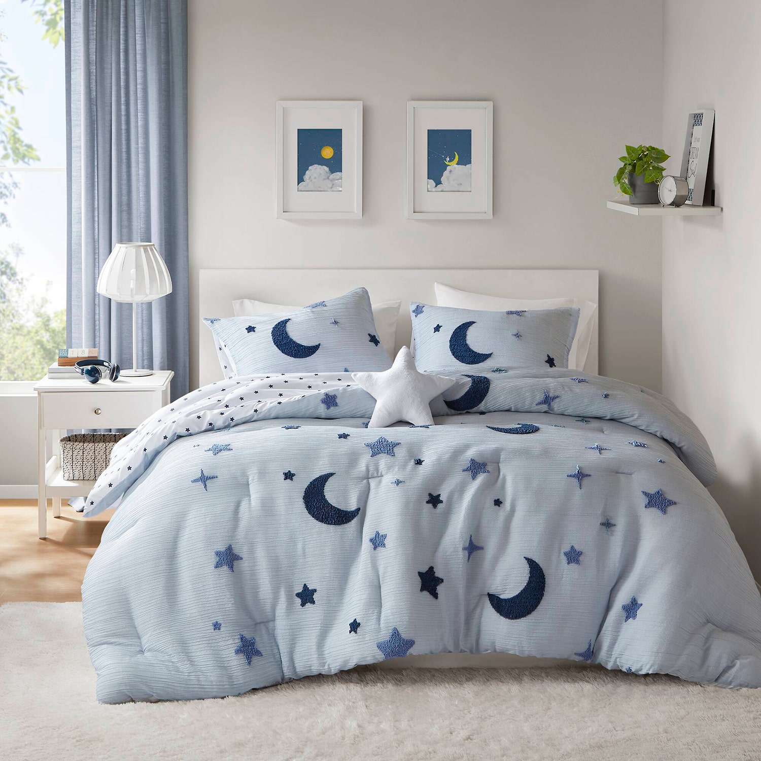 Intelligent Design Celeste Tufted Comforter Set 4-pc. Reversible Easy Care Comforter Set