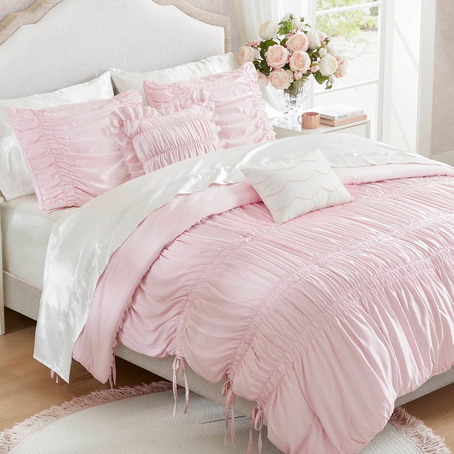 Intelligent Design Amelie Ruched Bow Tie Easy Care Comforter Set