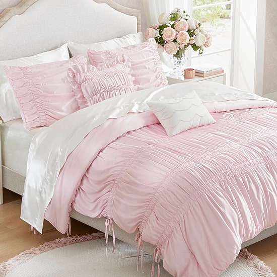 Intelligent Design Amelie Ruched Bow Tie Easy Care Comforter Set