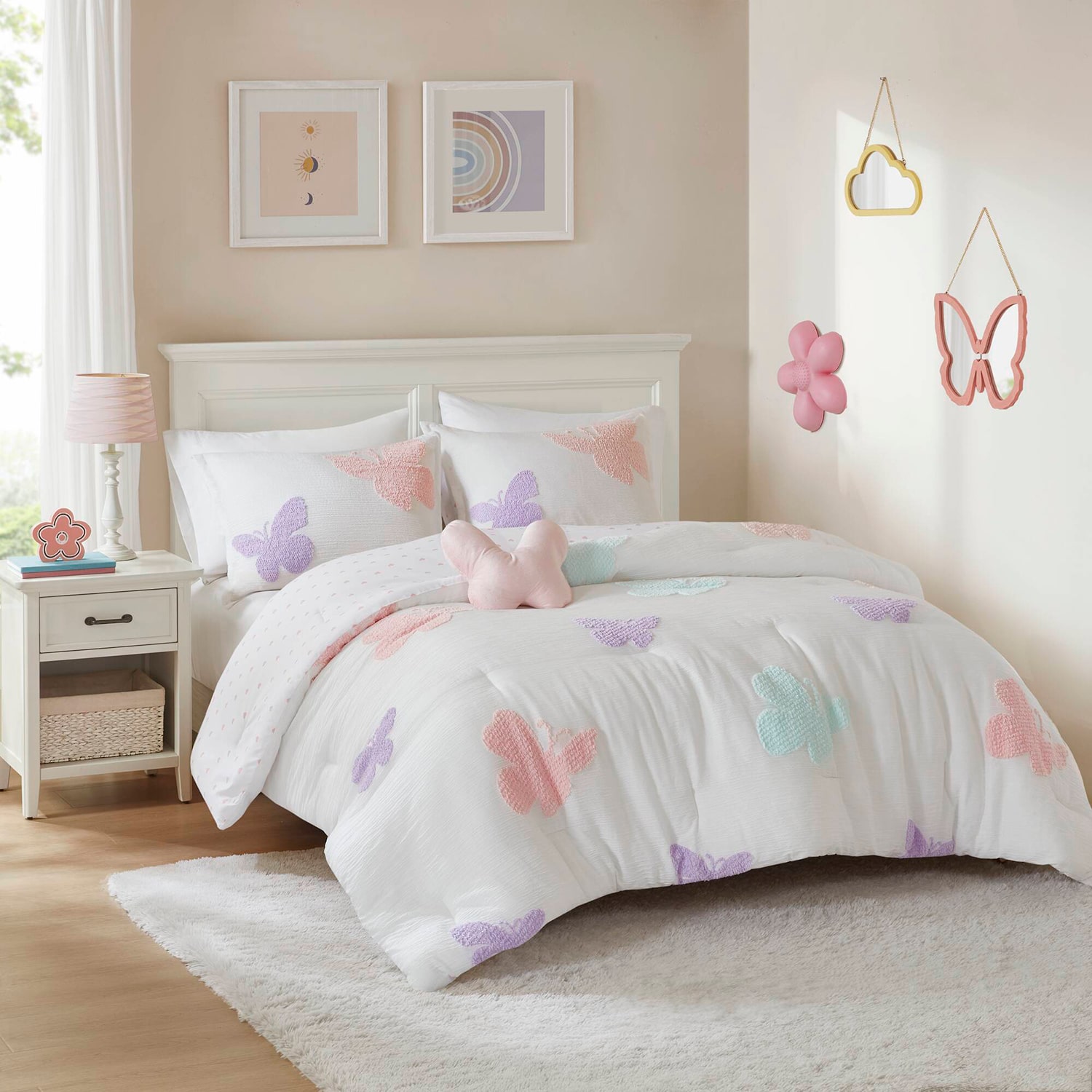 Intelligent Design Sunny Tufted Comforter Set 4-pc. Reversible Easy Care Comforter Set