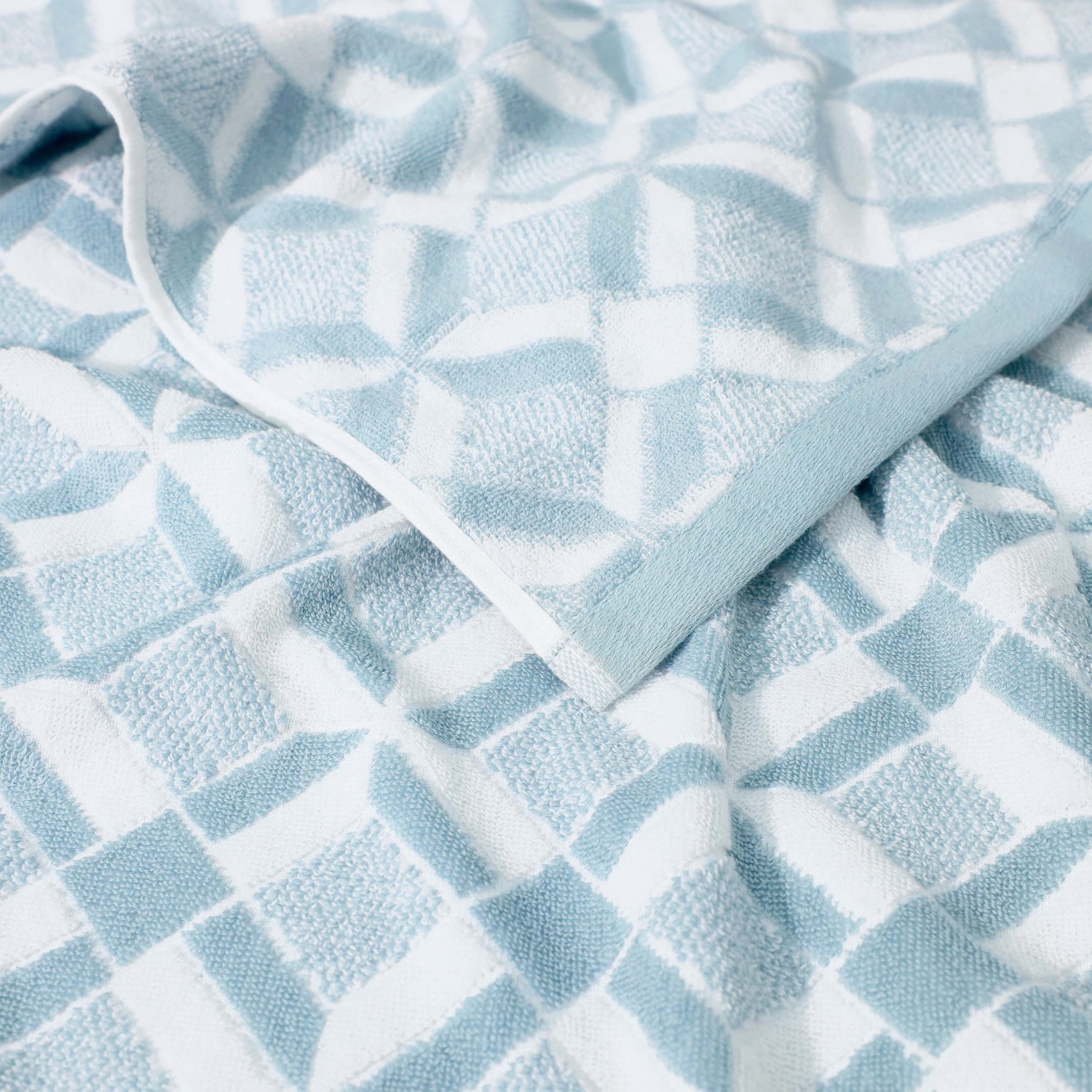 Martex Martex Geo Quick Dry Geometric Bath Towel