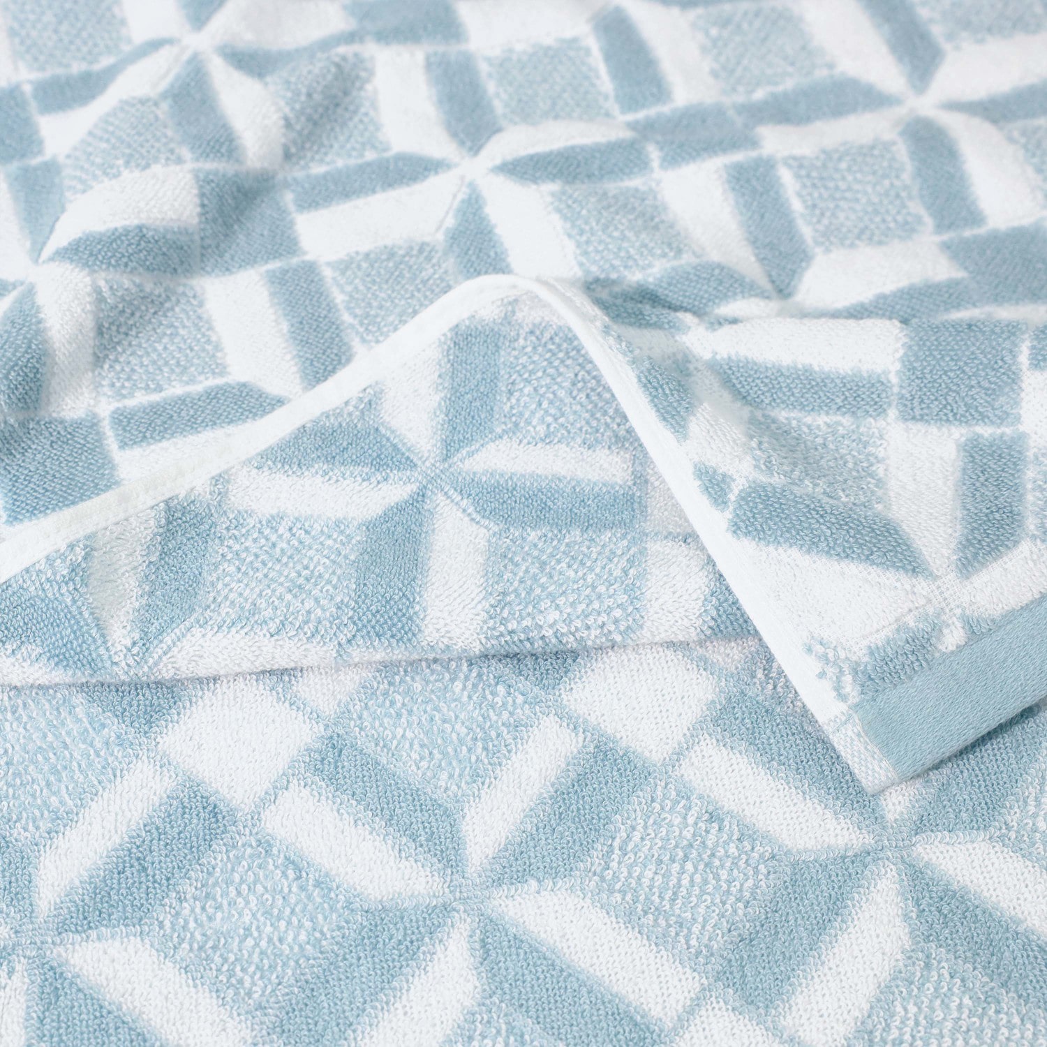 Martex Martex Geo Quick Dry Geometric Bath Towel