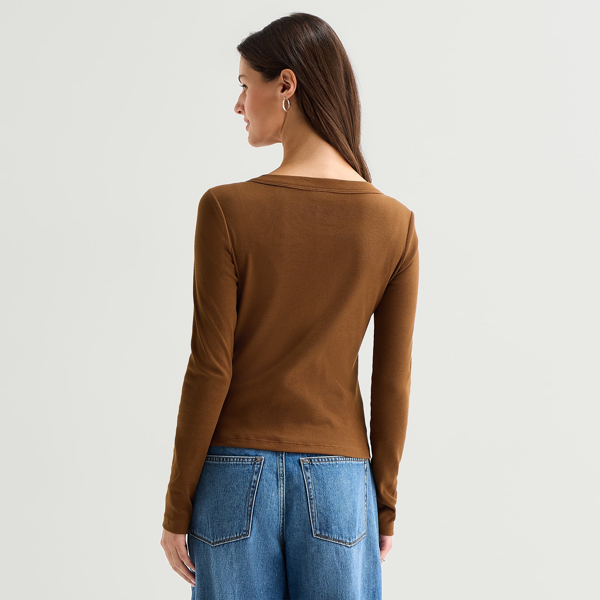 A.N.A Womens Round Neck Long Sleeve T-Shirt