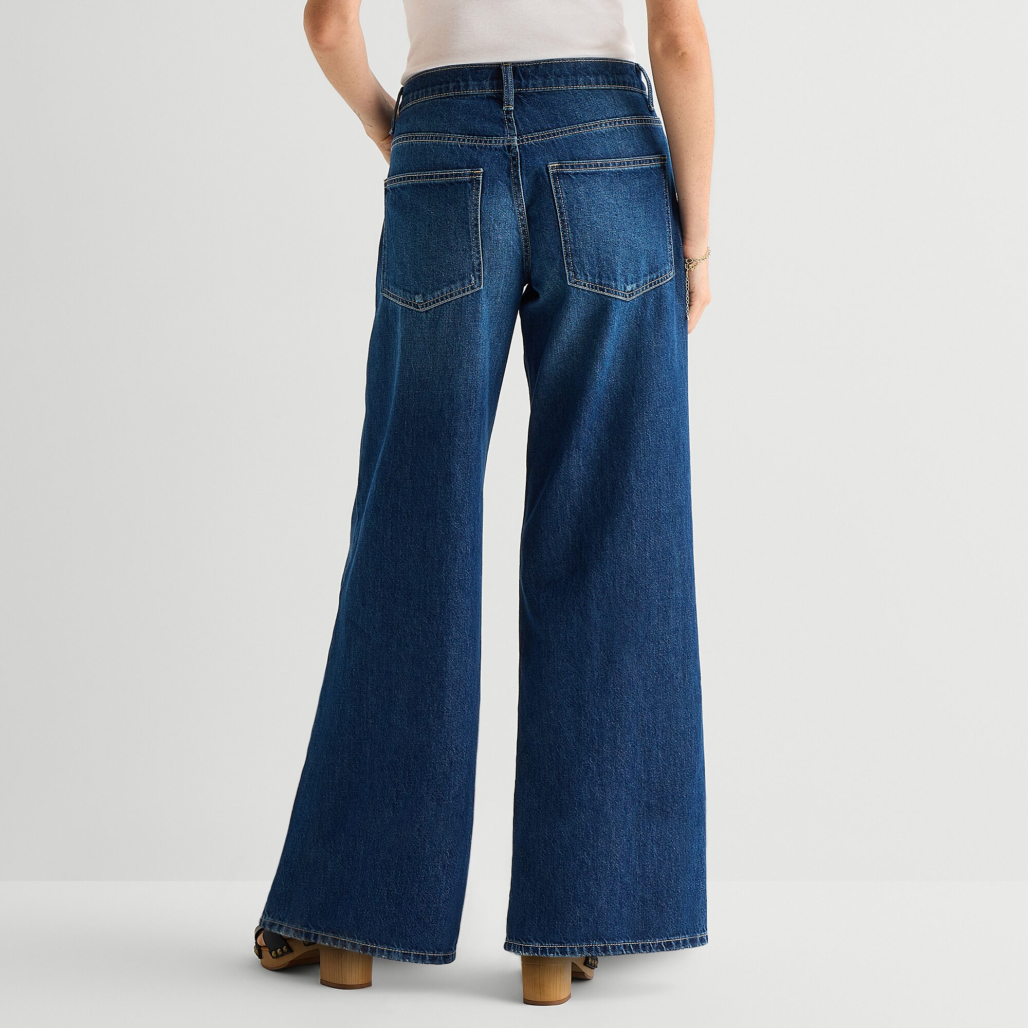 Arizona Womens Juniors Low Rise Baggy Fit Jean