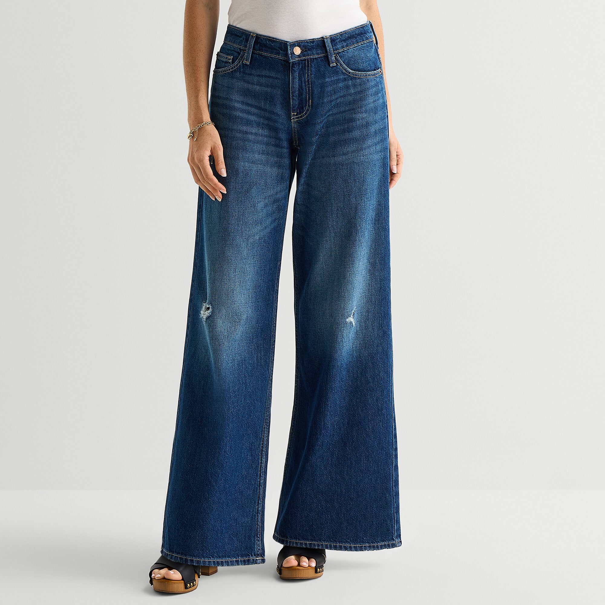 Arizona Womens Juniors Low Rise Baggy Fit Jean